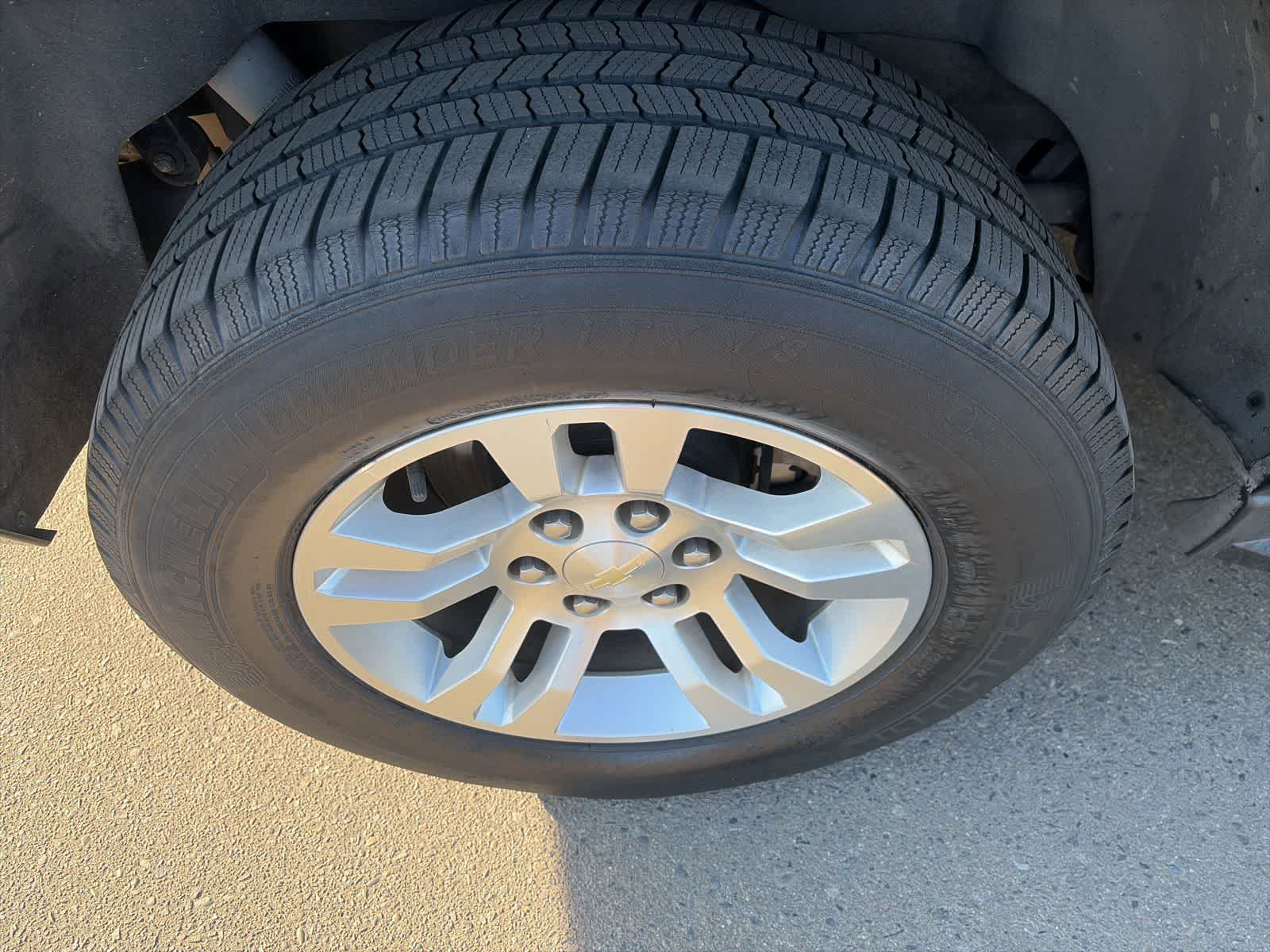 Thumbnail: 2017 Chevrolet Suburban - 12