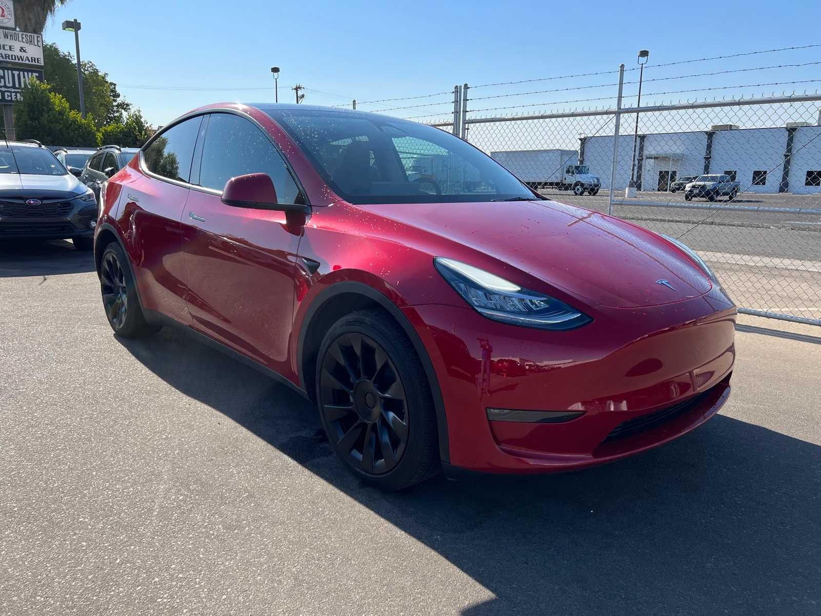 Thumbnail: 2023 Tesla Model Y - 10