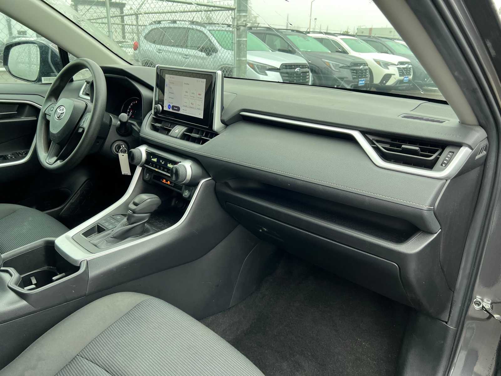 Thumbnail: 2024 Toyota RAV4 - 26