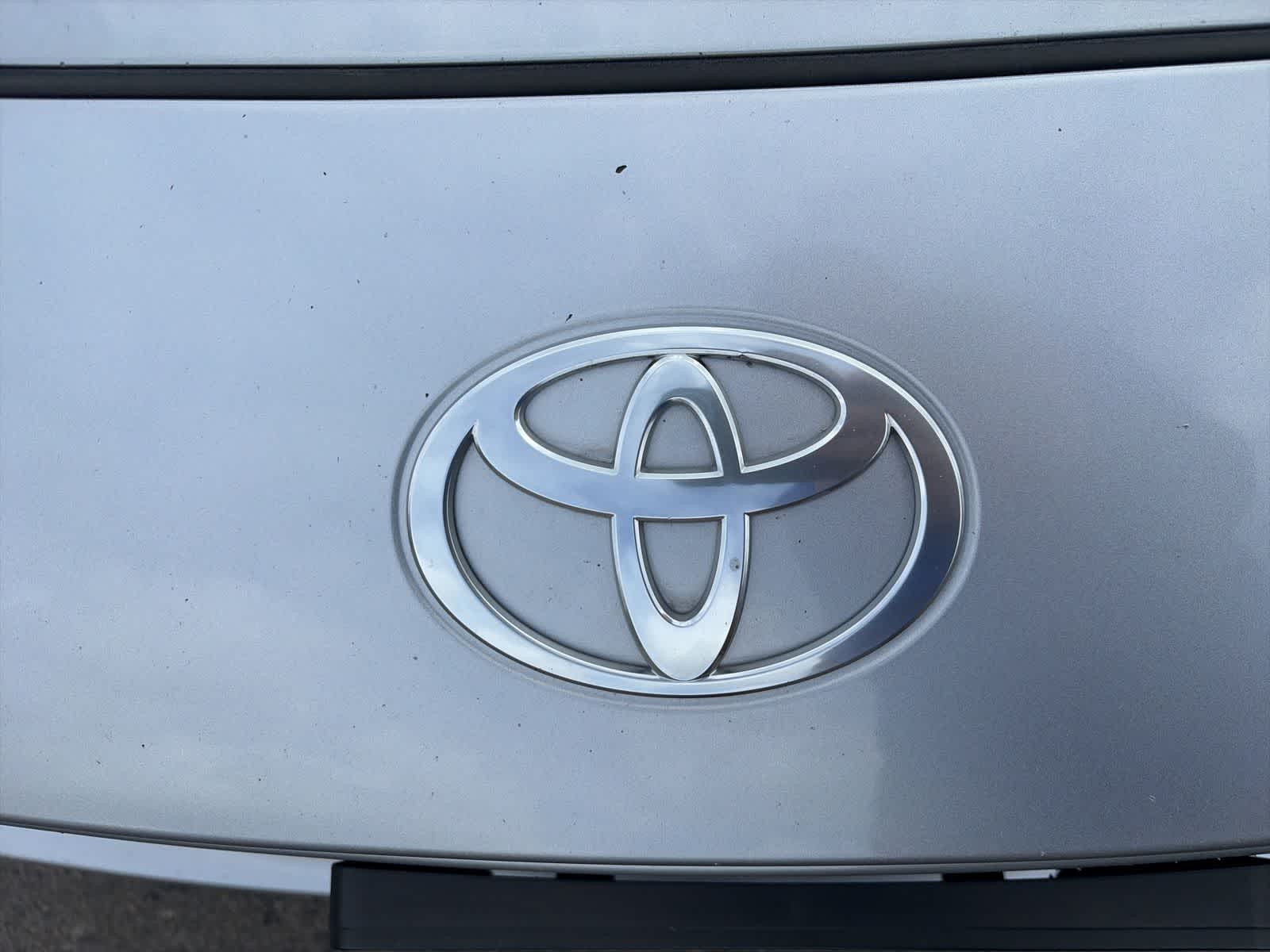 Thumbnail: 2025 Toyota Camry - 3