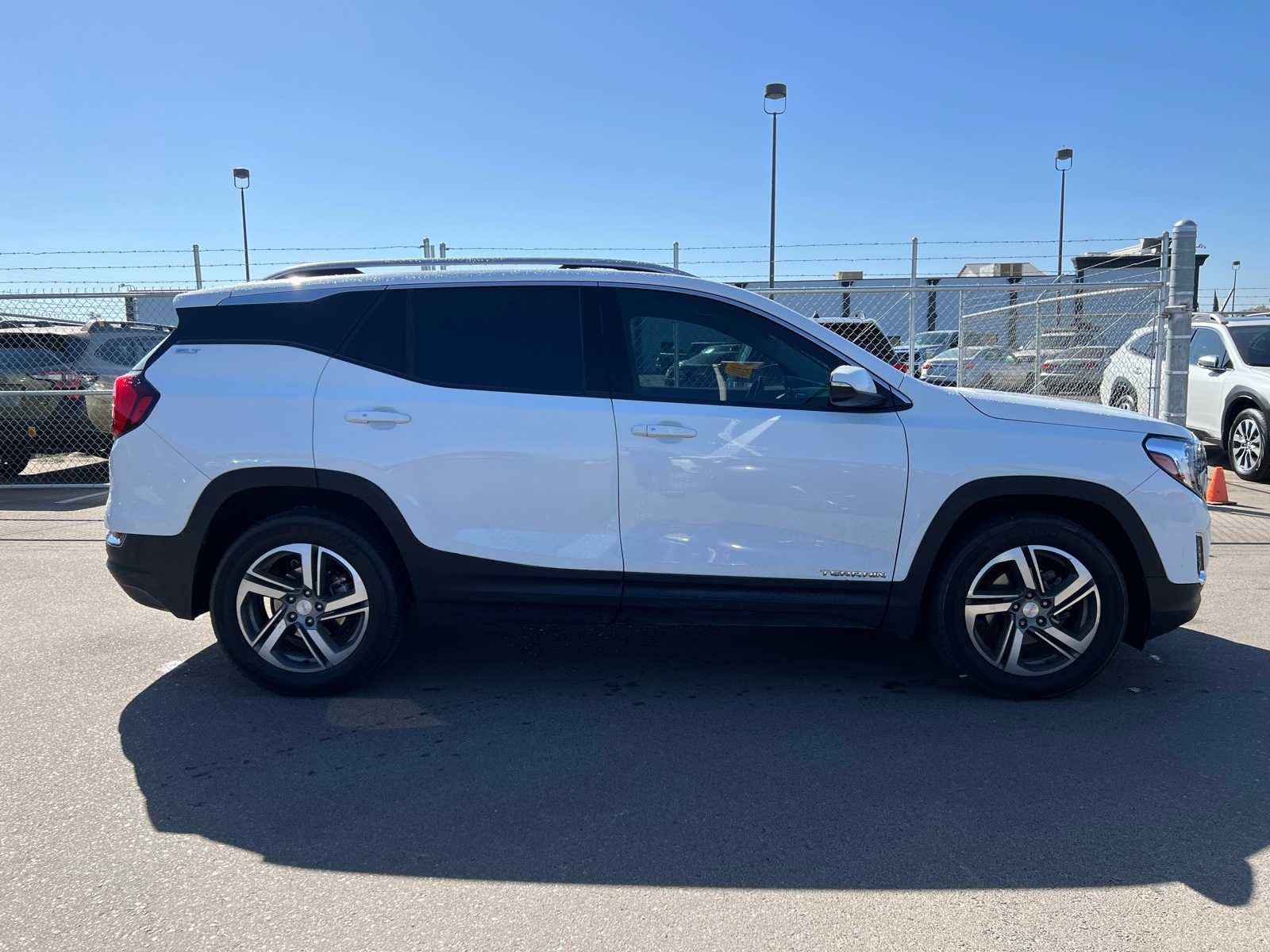 Thumbnail: 2020 GMC Terrain - 10