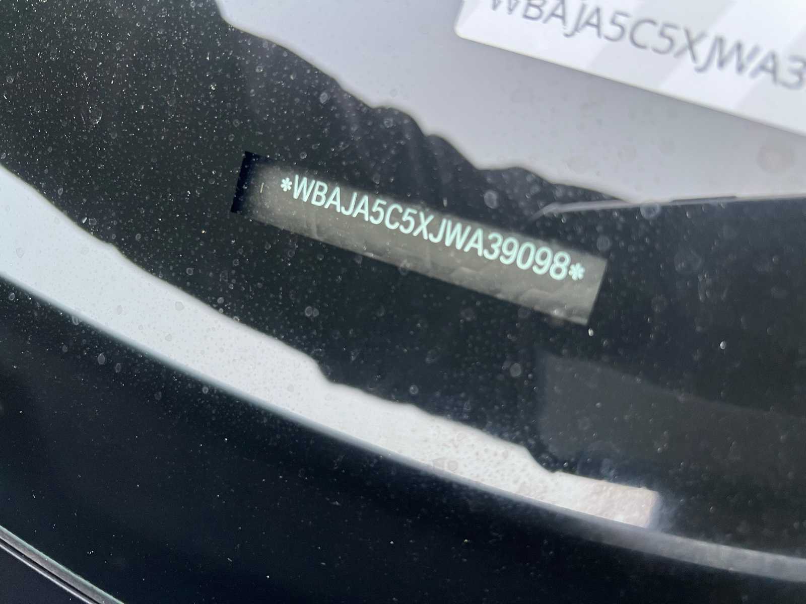 Thumbnail: 2018 BMW 5 Series - 46