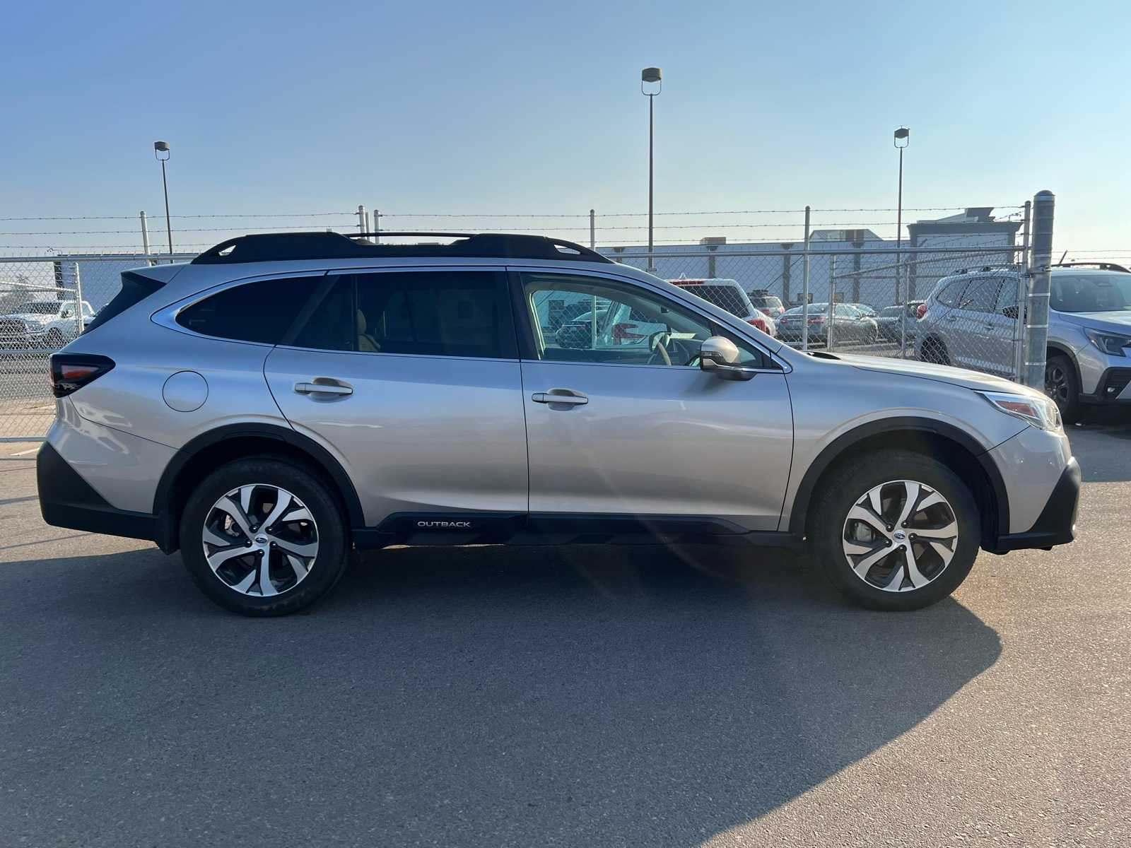 Thumbnail: 2020 Subaru Outback - 10