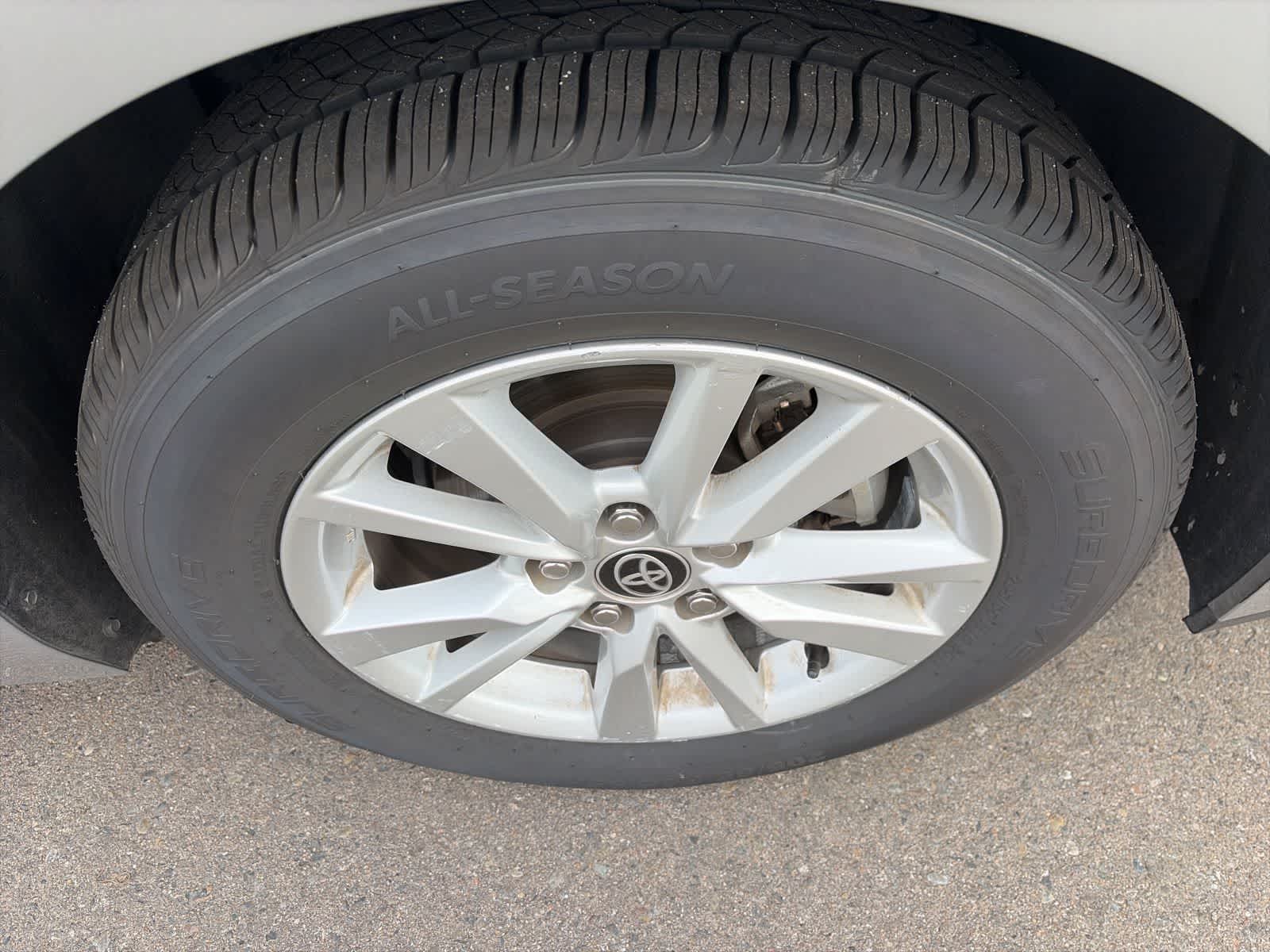 Thumbnail: 2025 Toyota Camry - 16