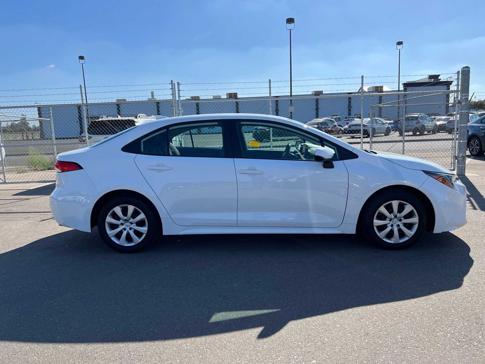 Thumbnail: 2024 Toyota Corolla - 10