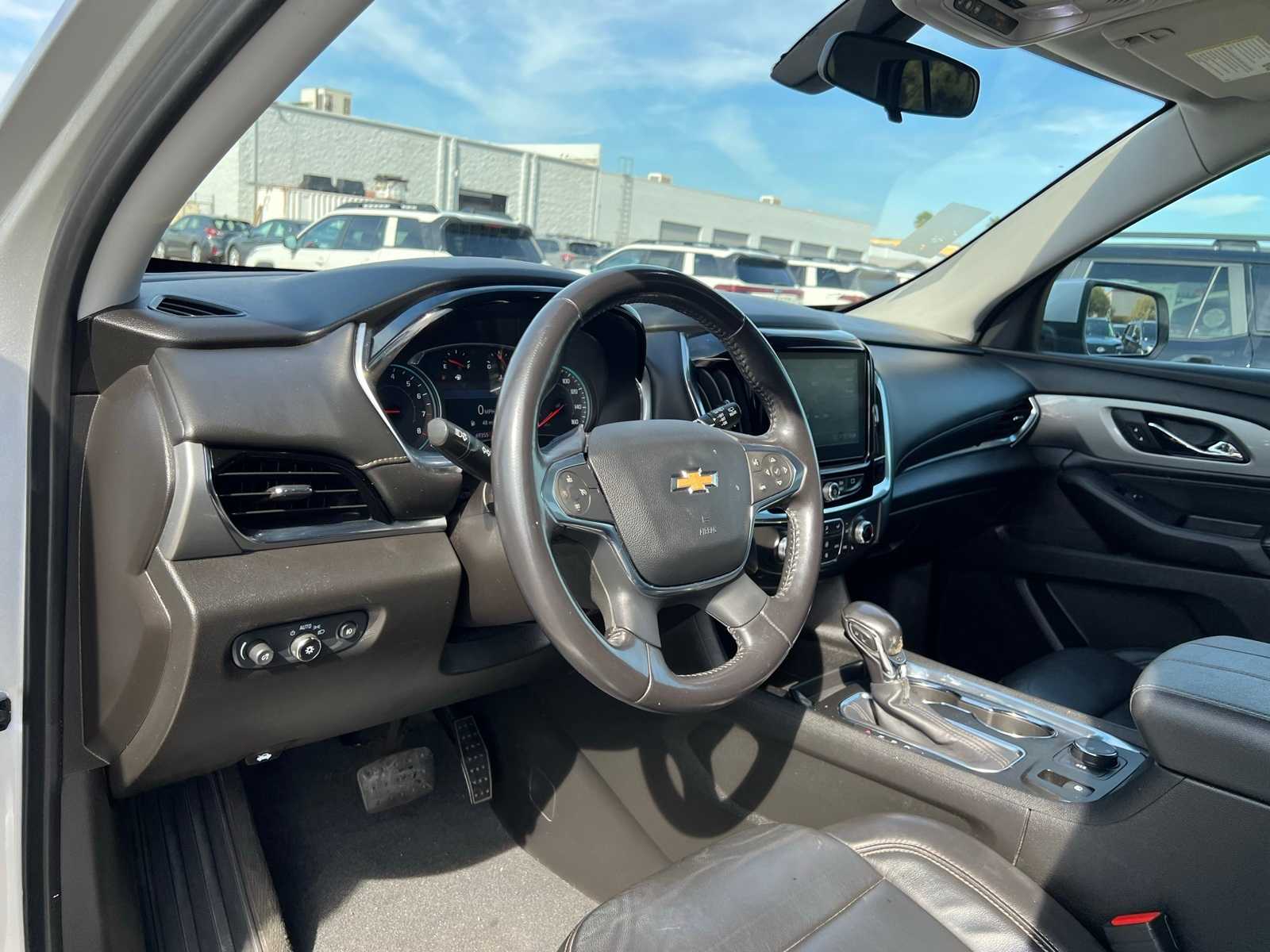 Thumbnail: 2021 Chevrolet Traverse - 13