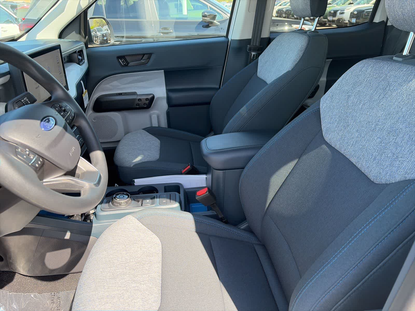 Thumbnail: 2025 Ford Maverick - 27