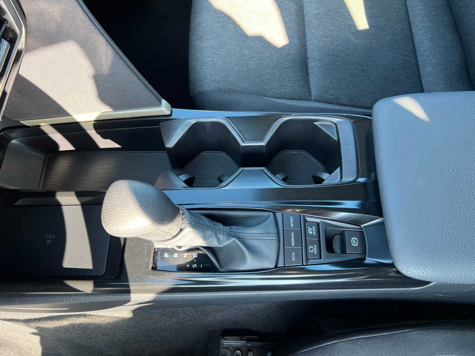 Thumbnail: 2025 Toyota Camry - 41