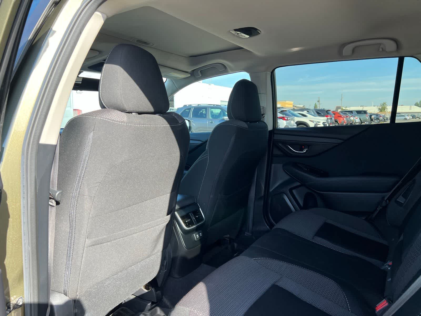 Thumbnail: 2022 Subaru Outback - 18