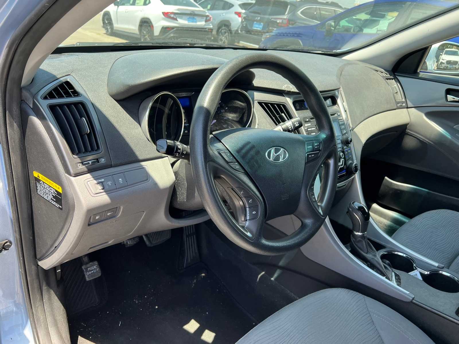 Thumbnail: 2012 Hyundai Sonata - 14