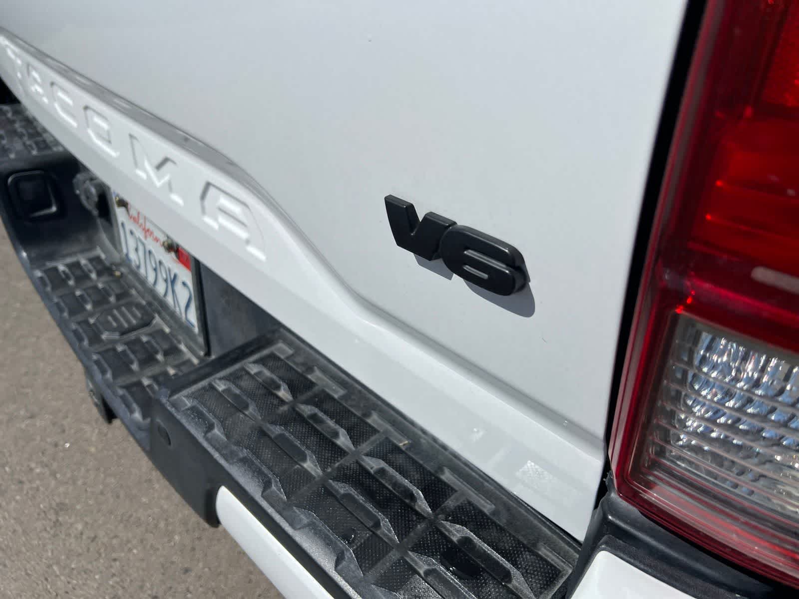 Thumbnail: 2017 Toyota Tacoma - 7