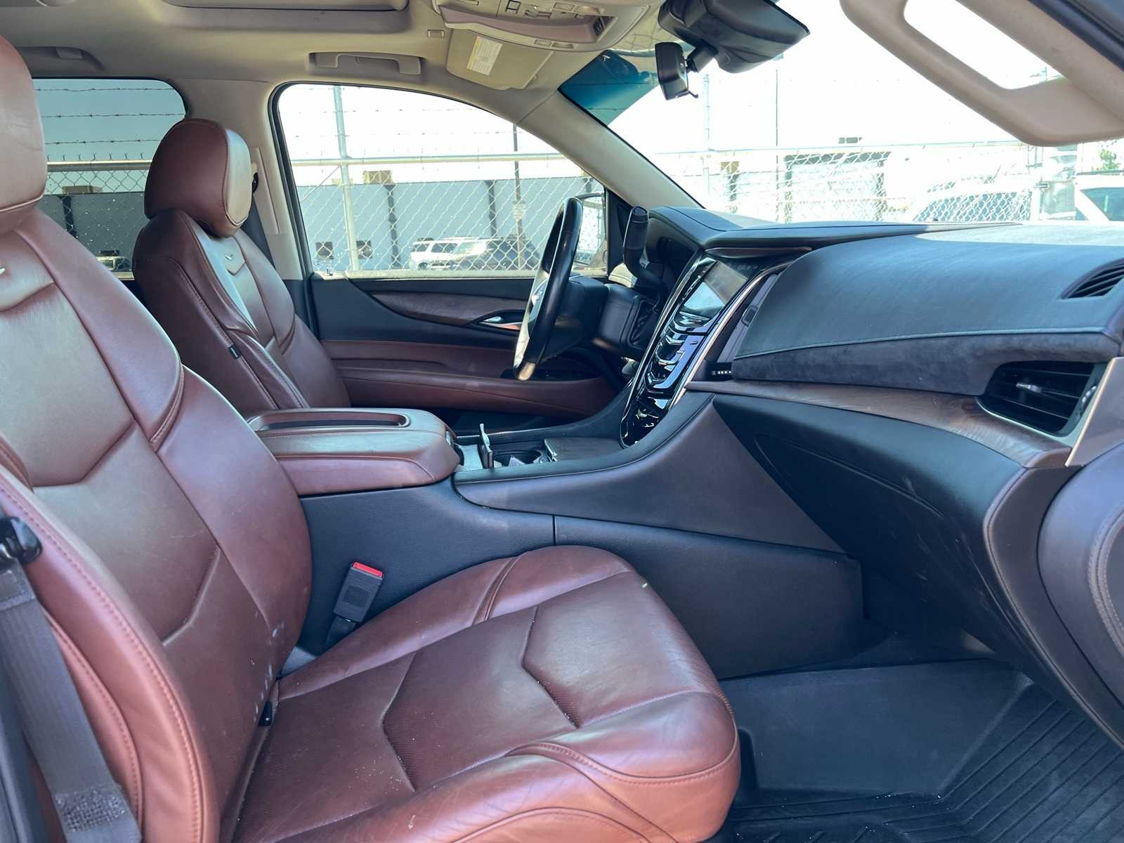 Thumbnail: 2018 Cadillac Escalade - 26