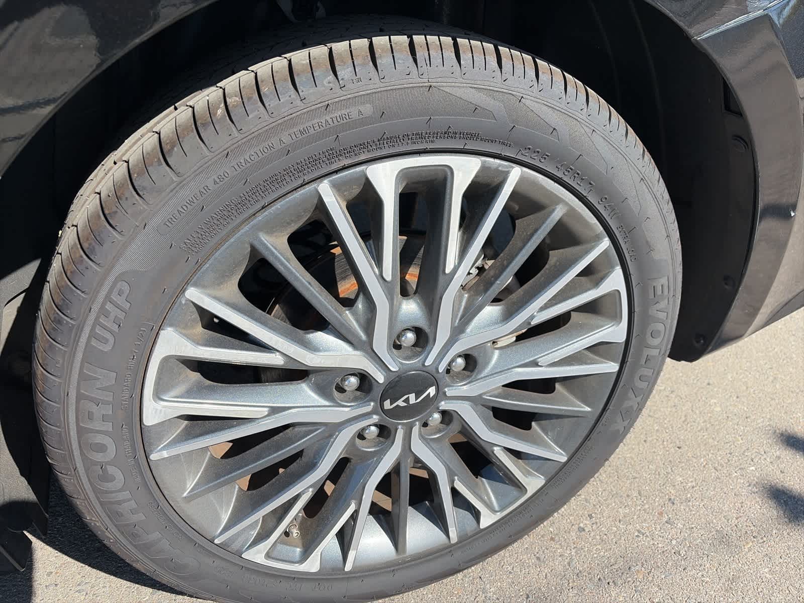 Thumbnail: 2022 Kia Forte - 17