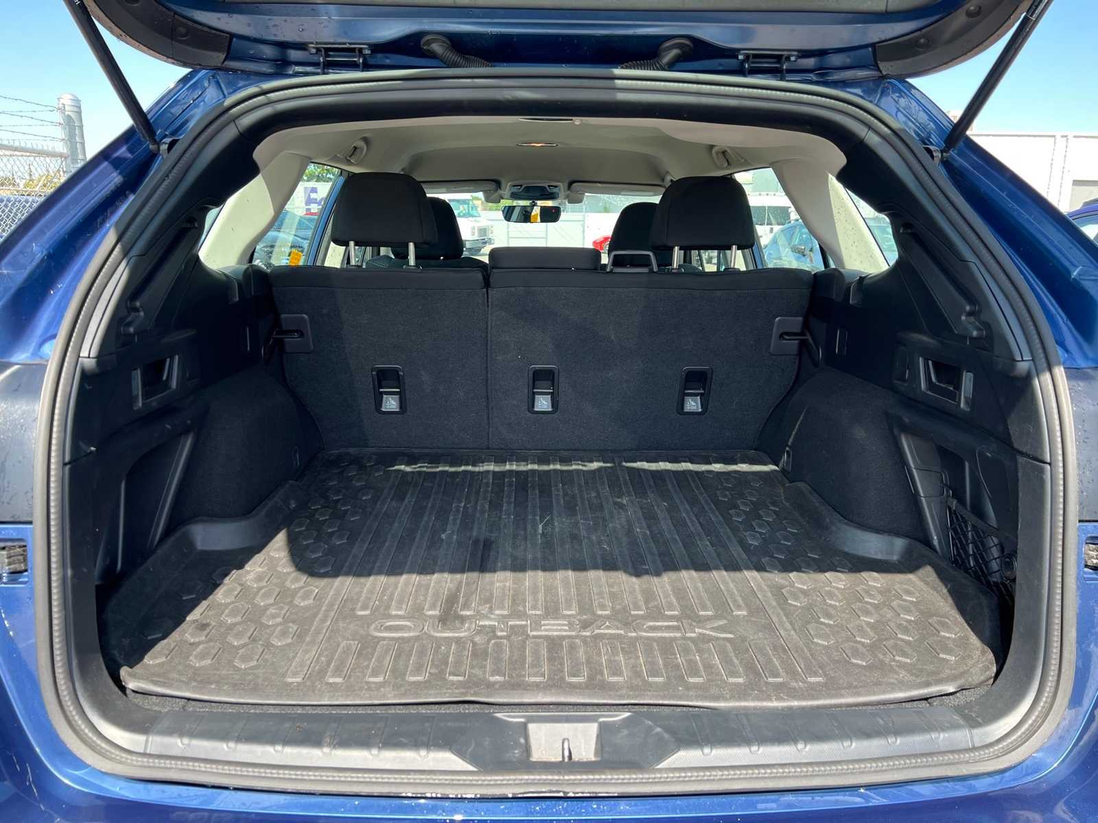 Thumbnail: 2022 Subaru Outback - 8