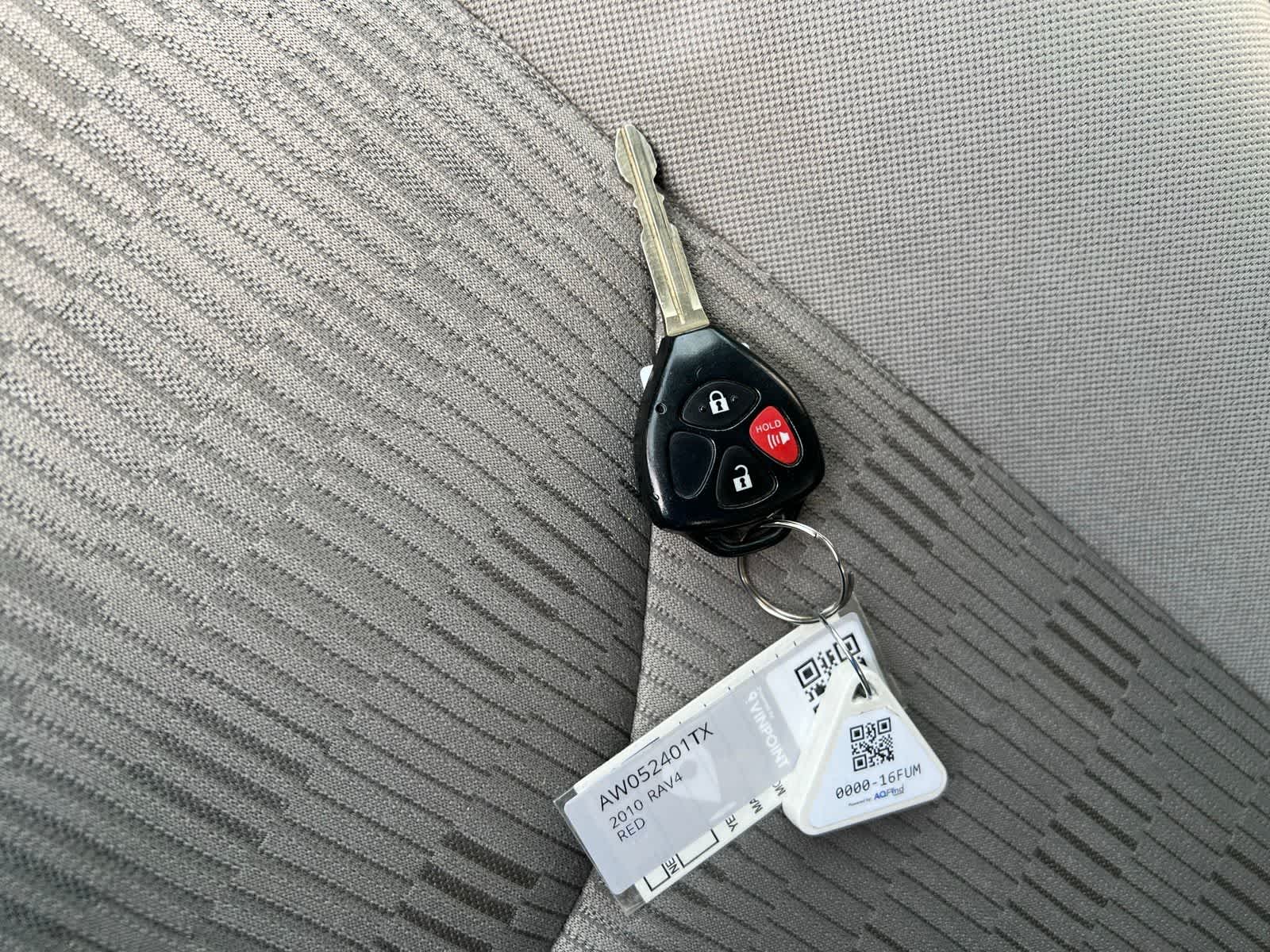 Thumbnail: 2010 Toyota RAV4 - 37