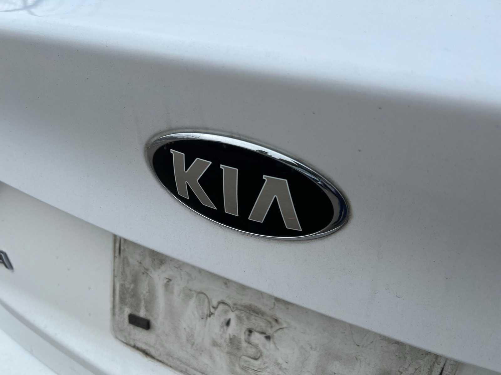 Thumbnail: 2016 Kia Optima - 6