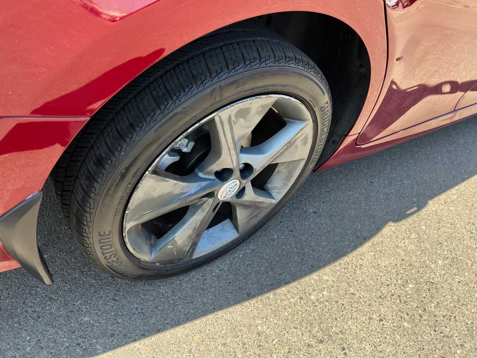 Thumbnail: 2019 Toyota Camry - 19