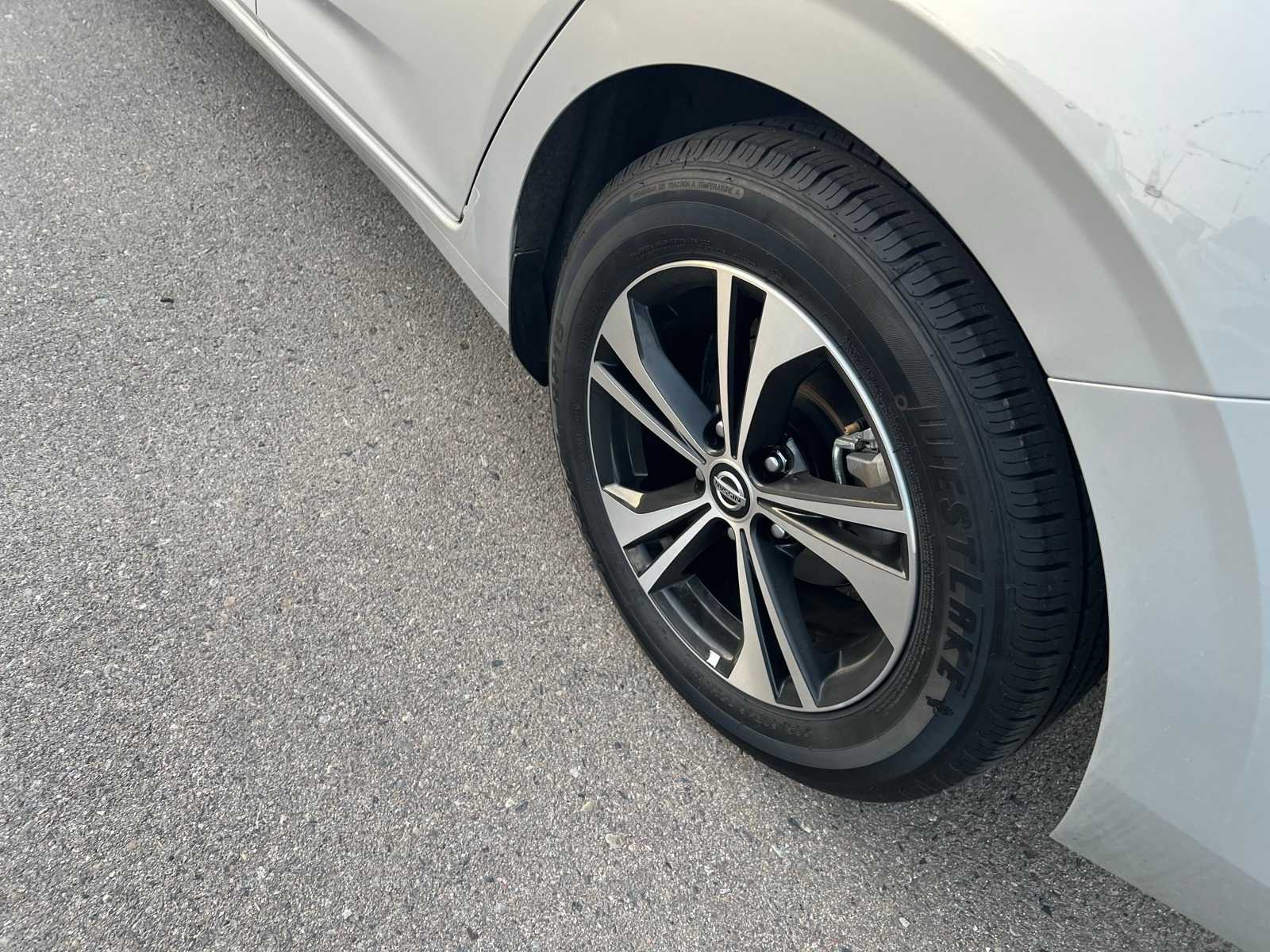 Thumbnail: 2022 Nissan Sentra - 17