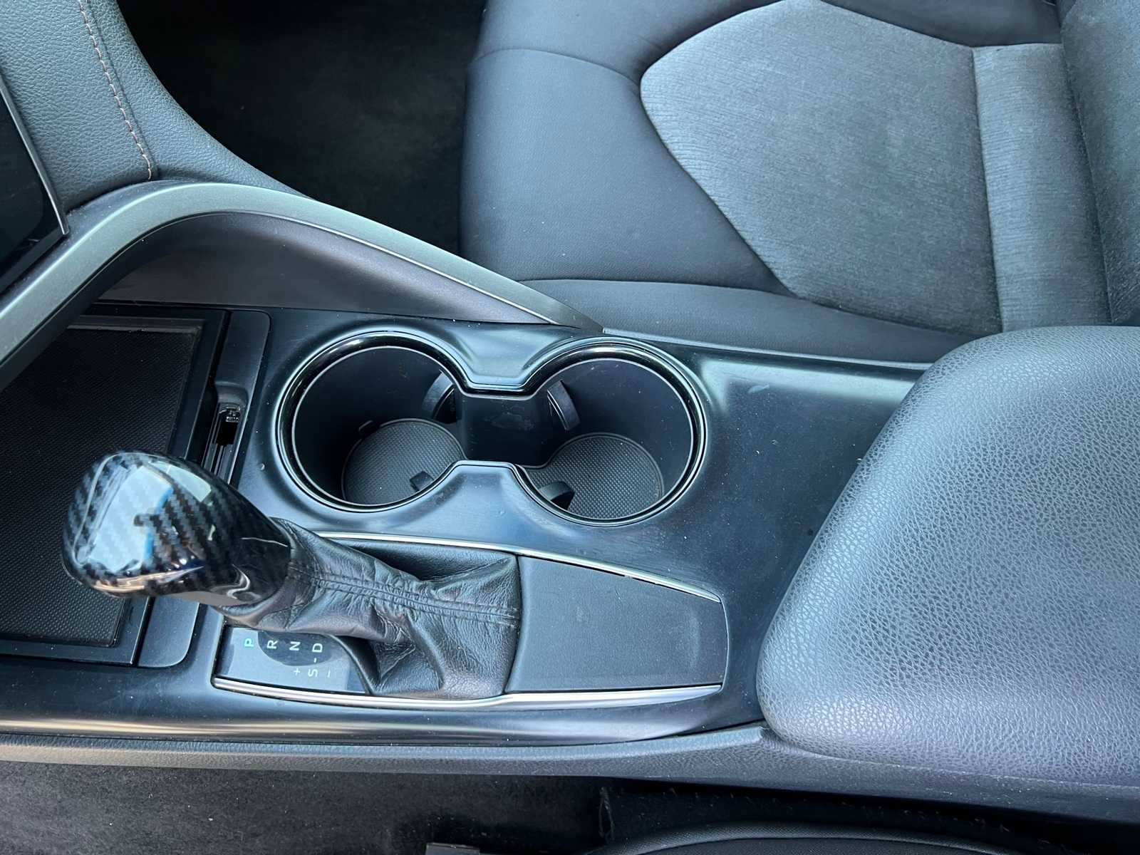 Thumbnail: 2019 Toyota Camry - 38
