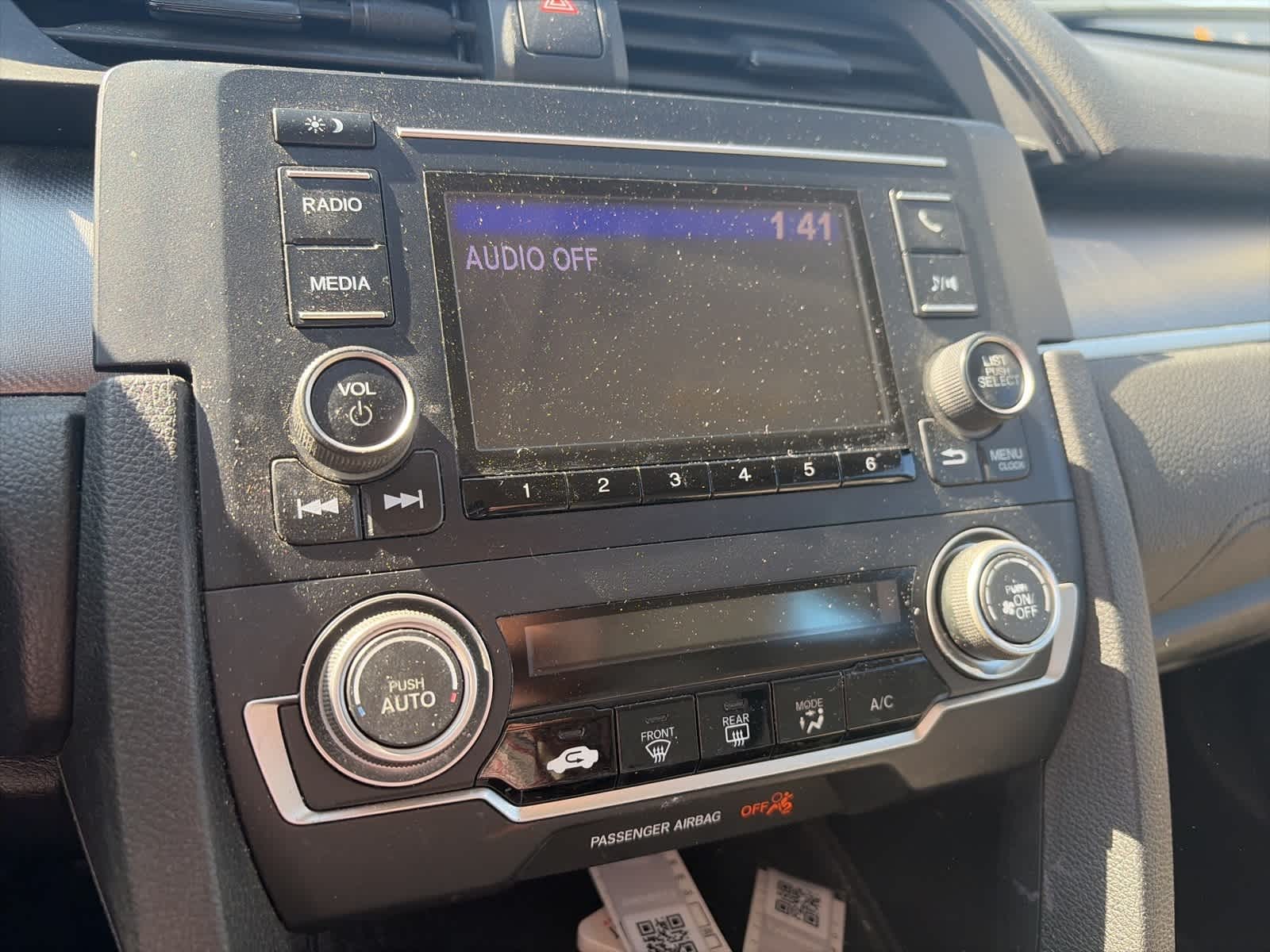 Thumbnail: 2016 Honda Civic - 32