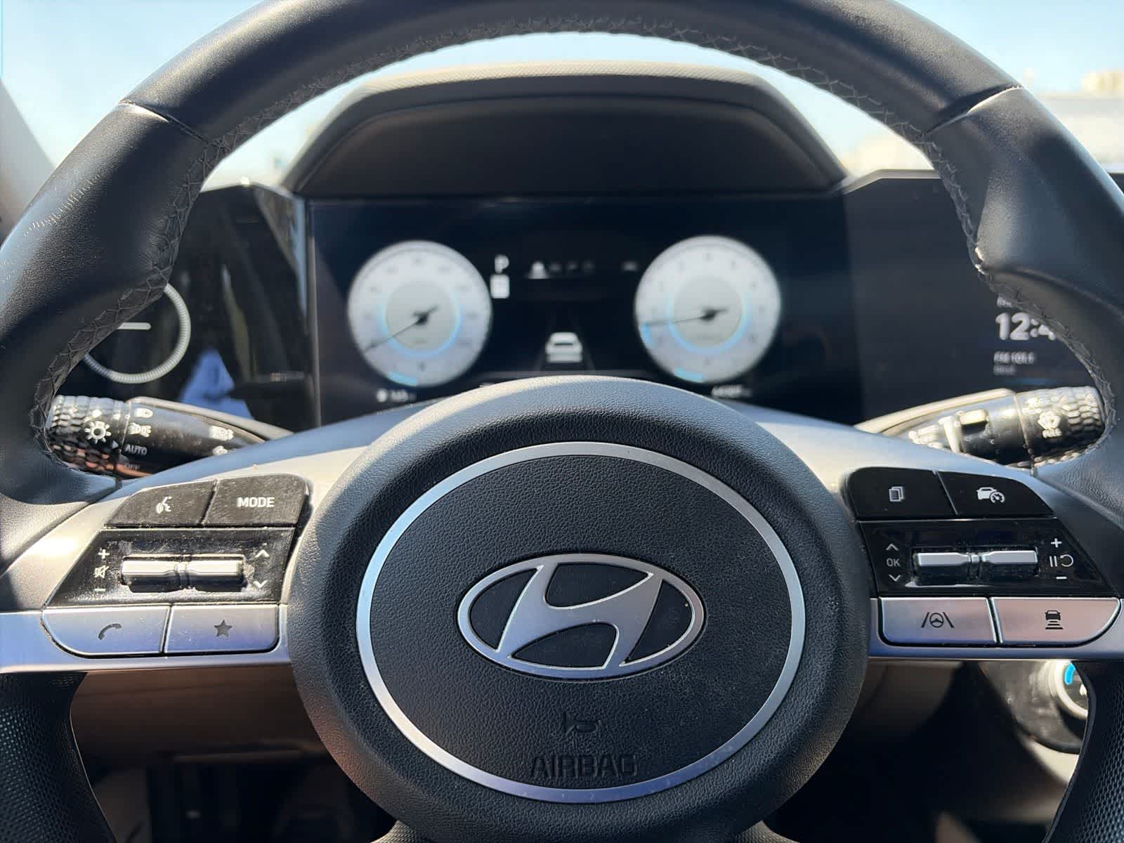Thumbnail: 2024 Hyundai Elantra - 31