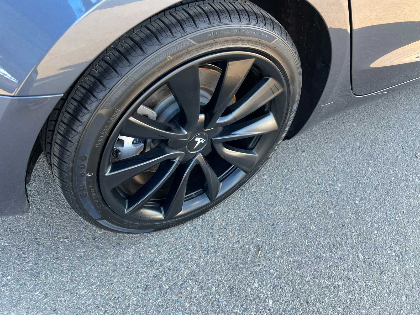 Thumbnail: 2023 Tesla Model 3 - 20