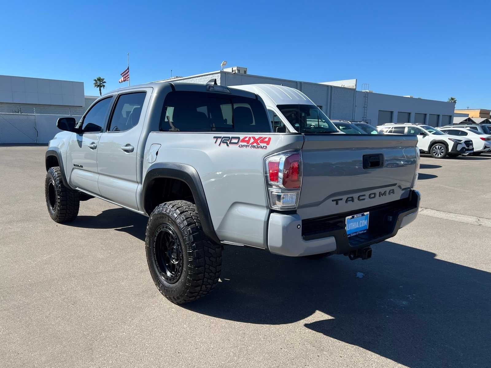 Thumbnail: 2021 Toyota Tacoma - 3