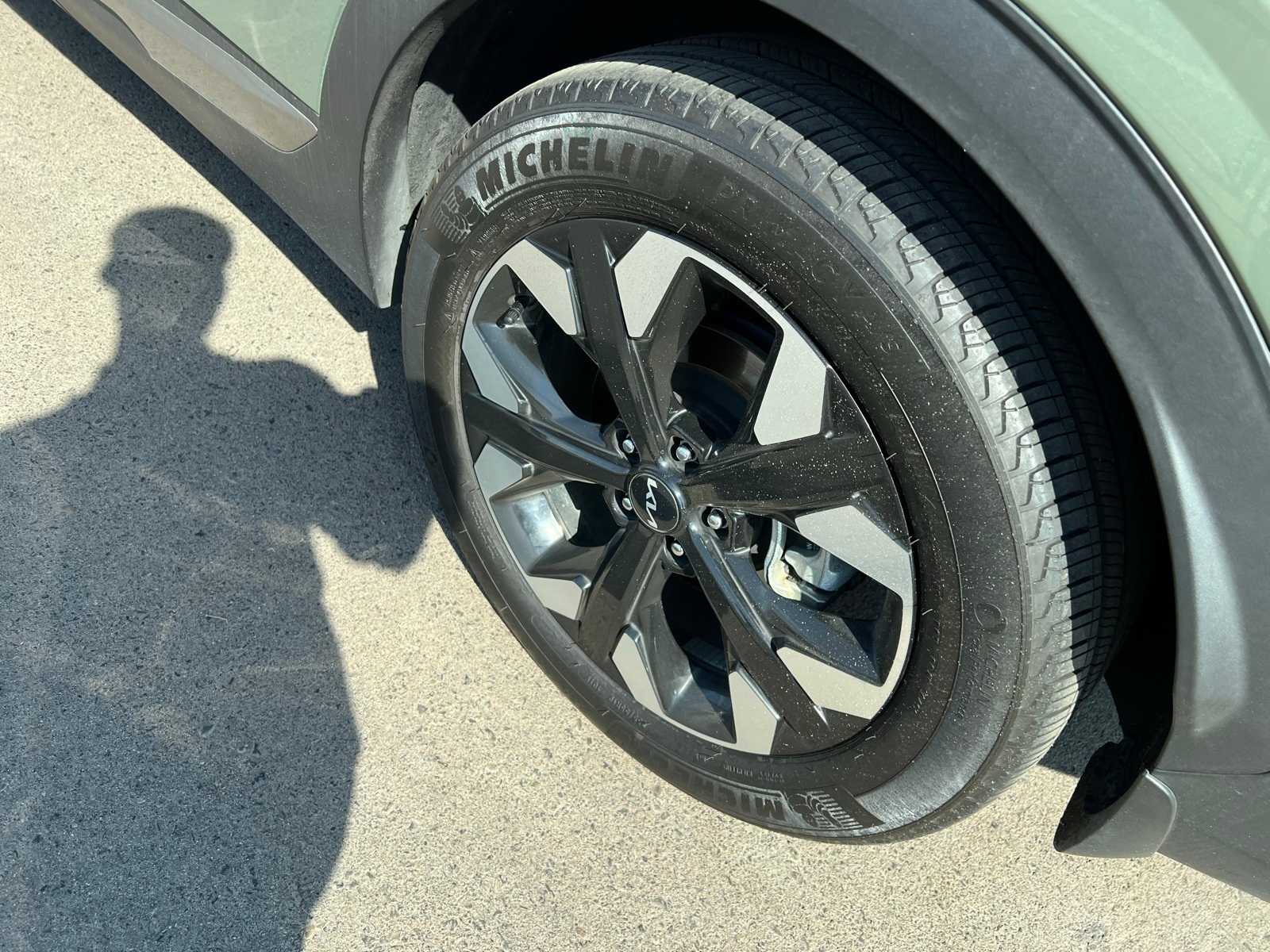 Thumbnail: 2023 Kia Sportage - 17
