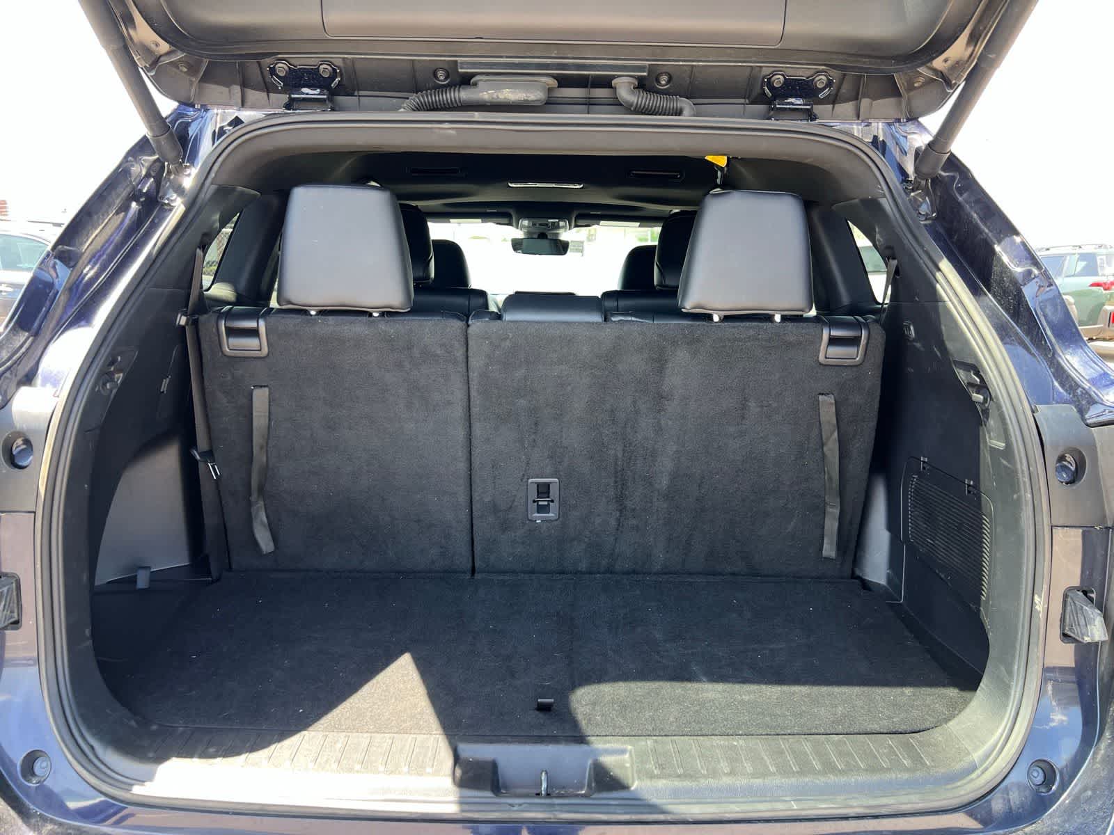 Thumbnail: 2025 Toyota Highlander - 8