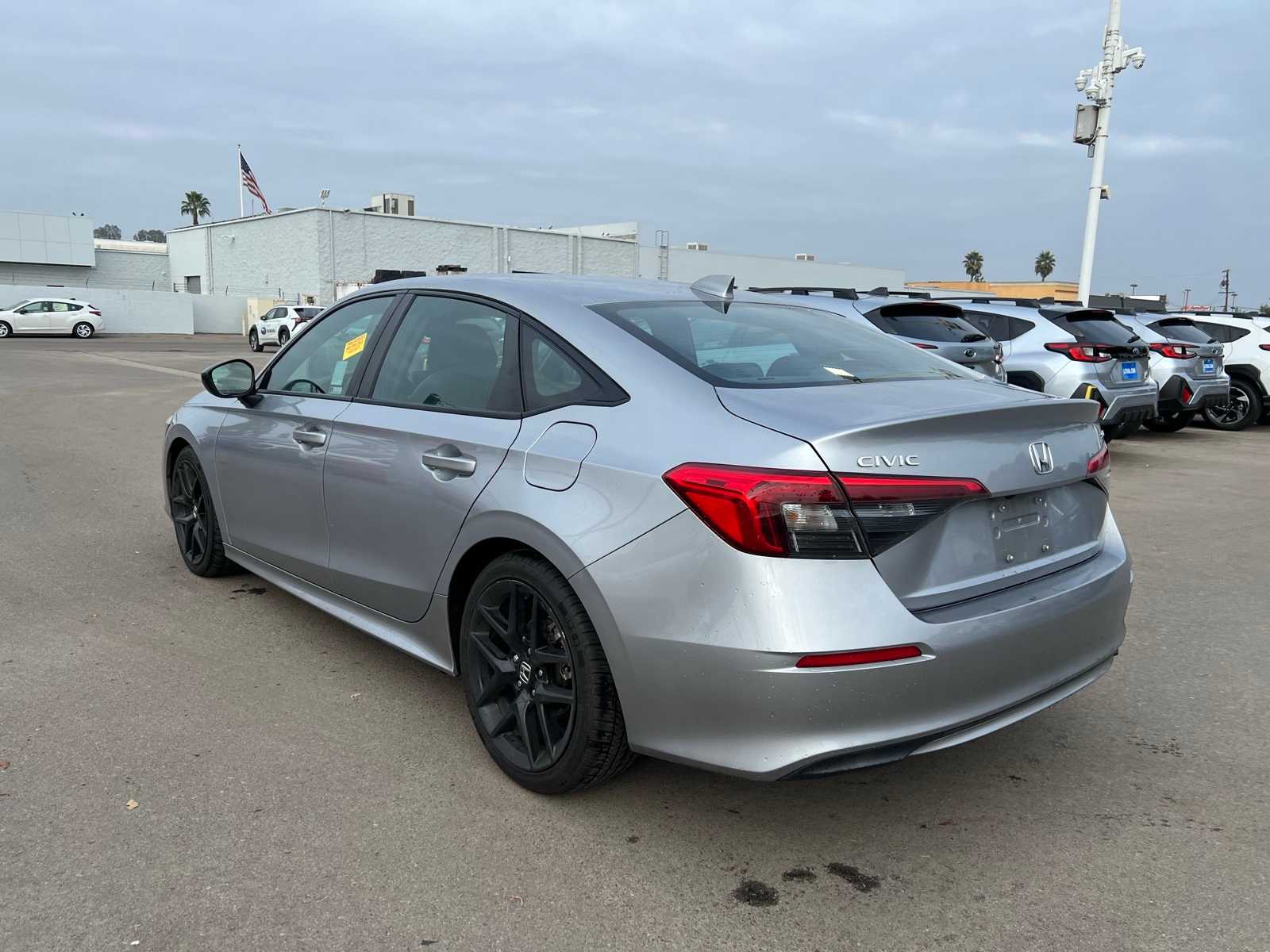 Thumbnail: 2022 Honda Civic - 3