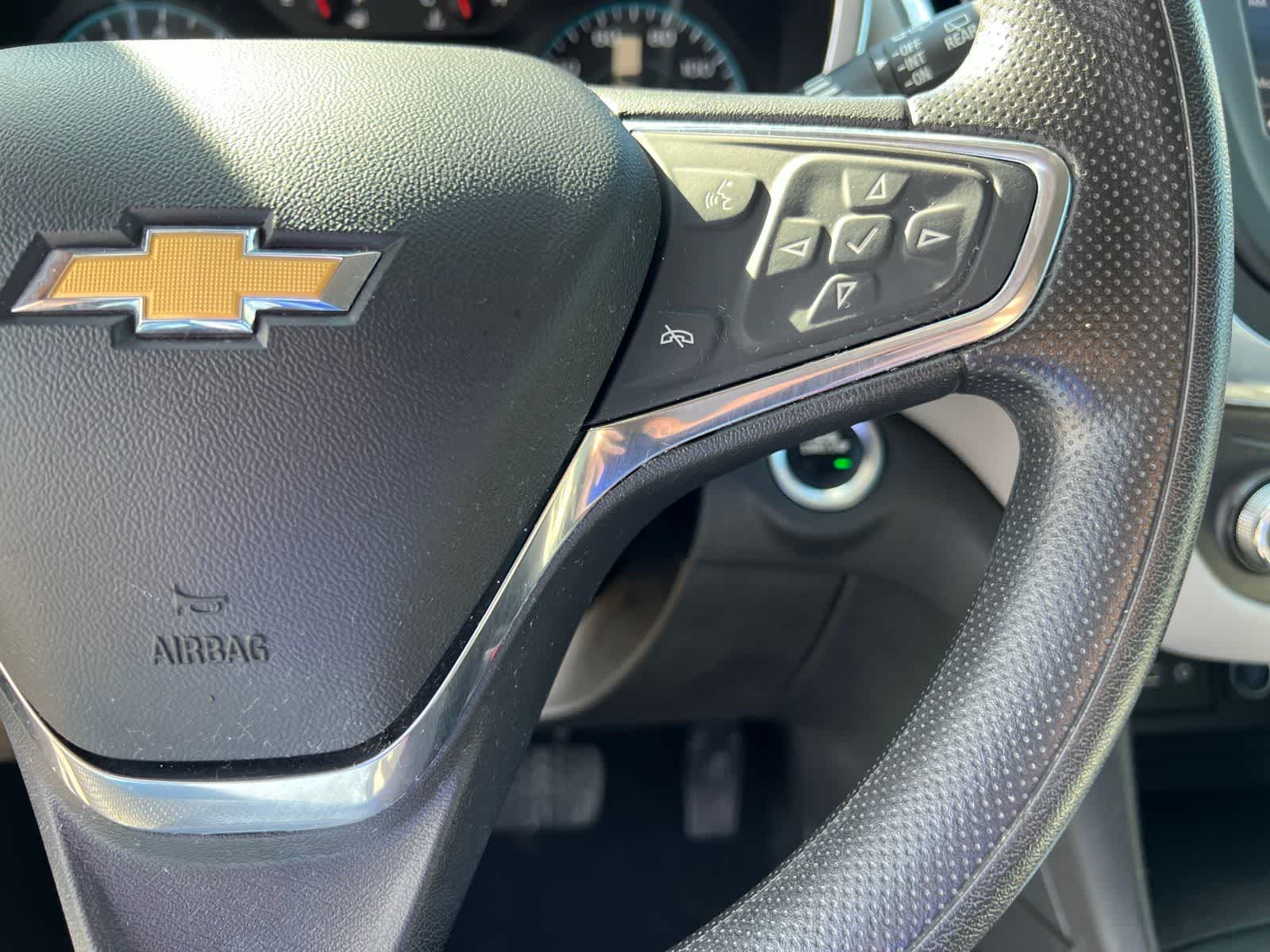 Thumbnail: 2020 Chevrolet Equinox - 35