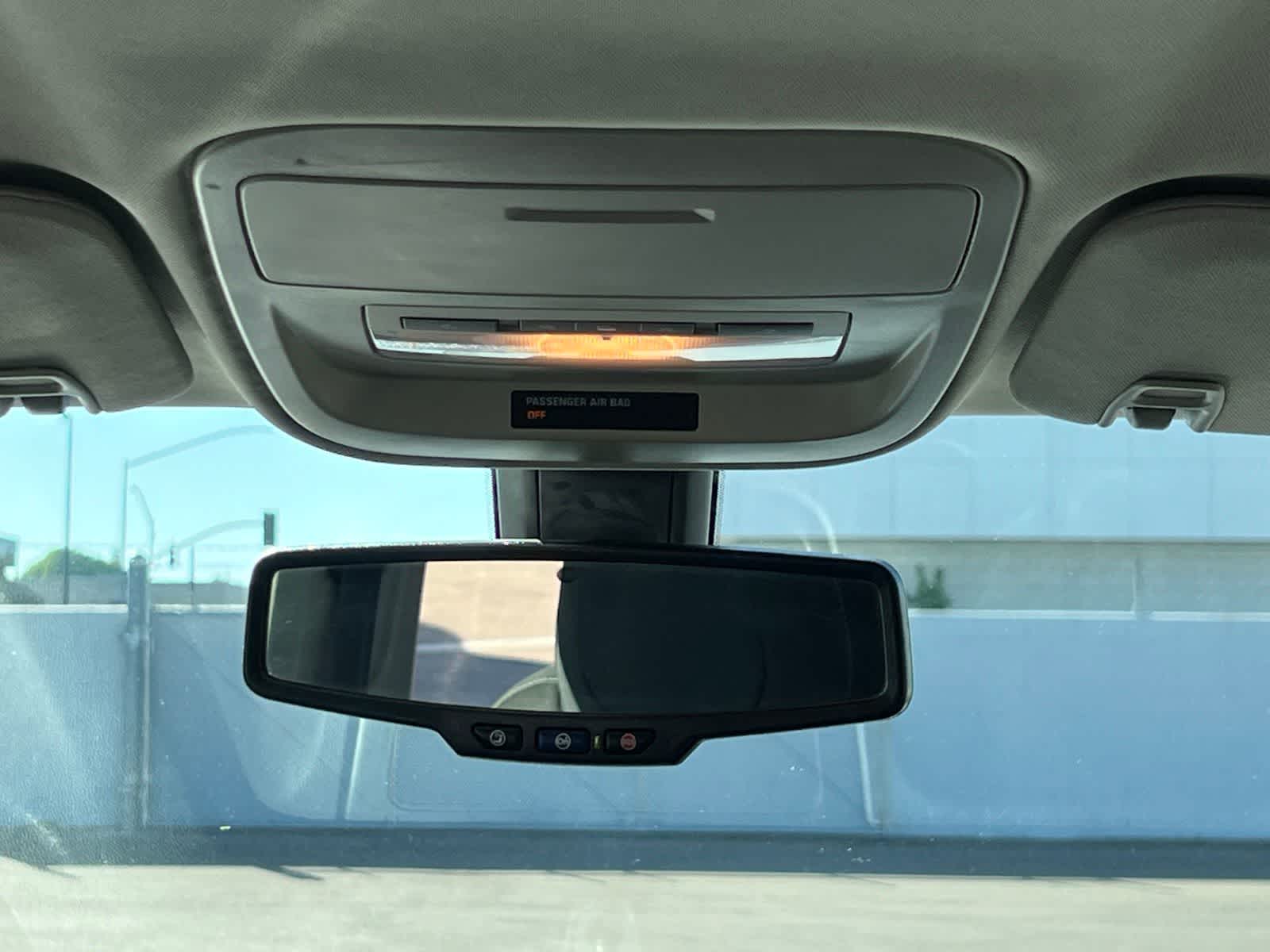 Thumbnail: 2022 Chevrolet Colorado - 29