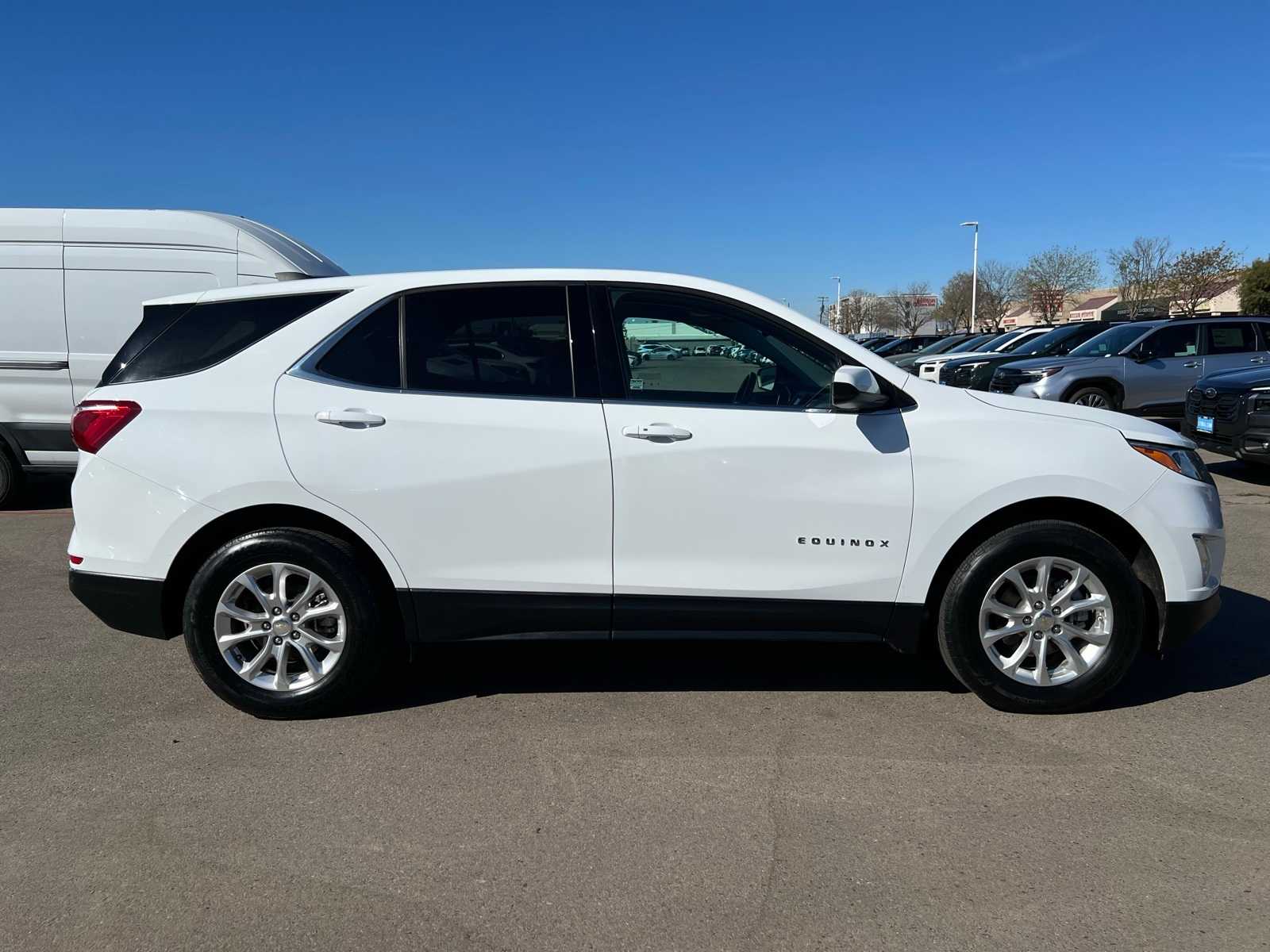 Thumbnail: 2020 Chevrolet Equinox - 10