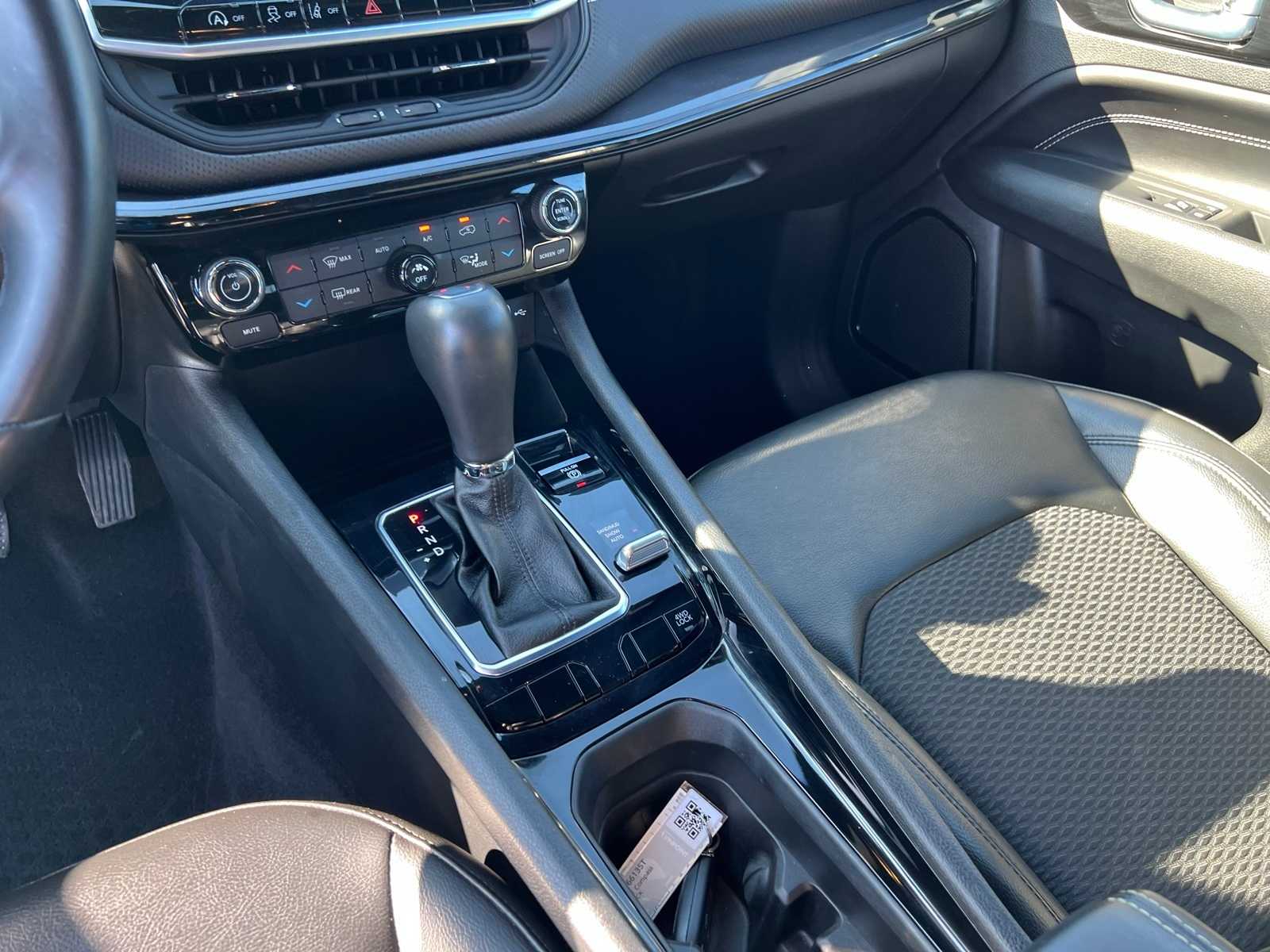 Thumbnail: 2022 Jeep Compass - 41