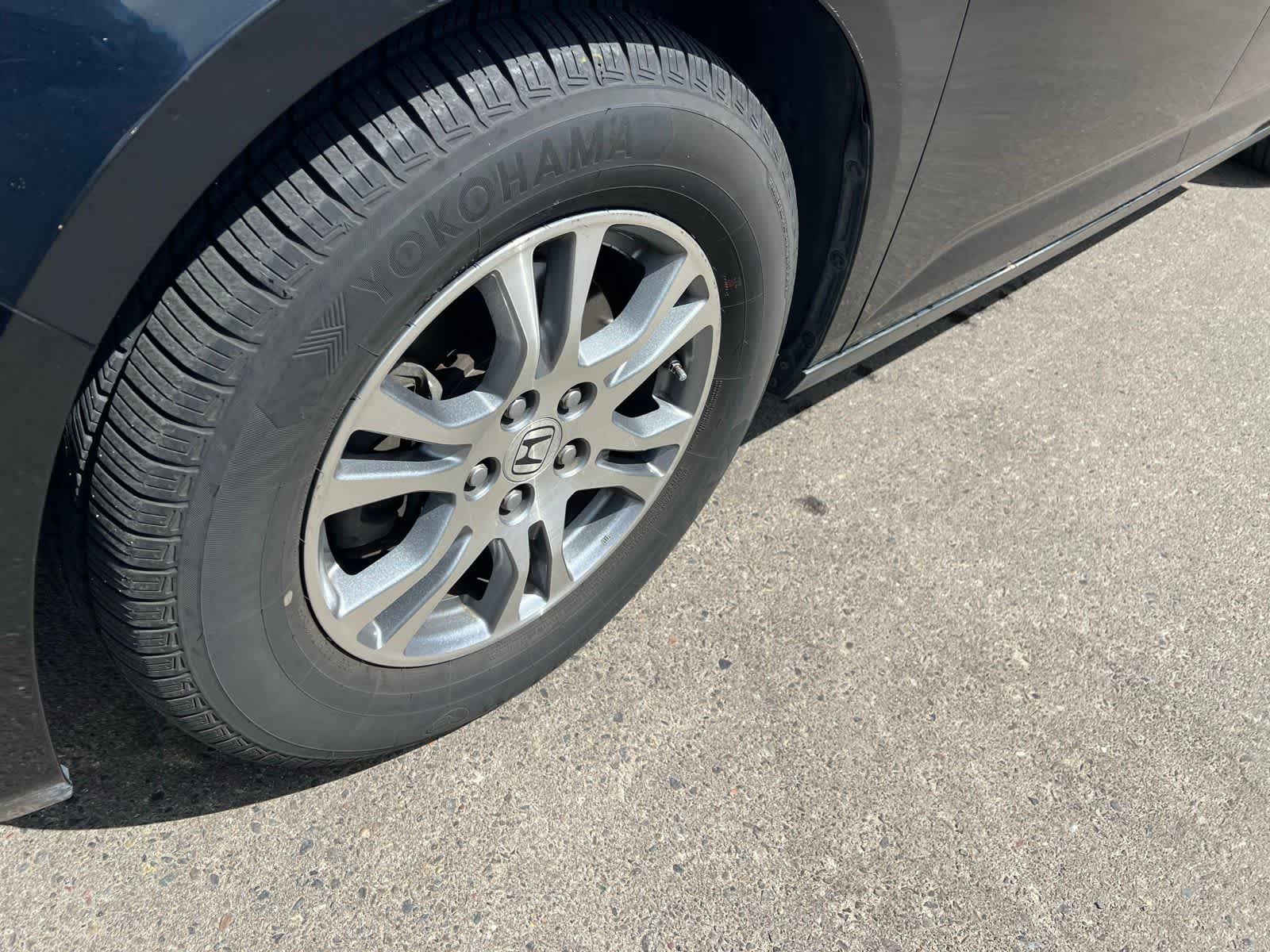 Thumbnail: 2011 Honda Odyssey - 12