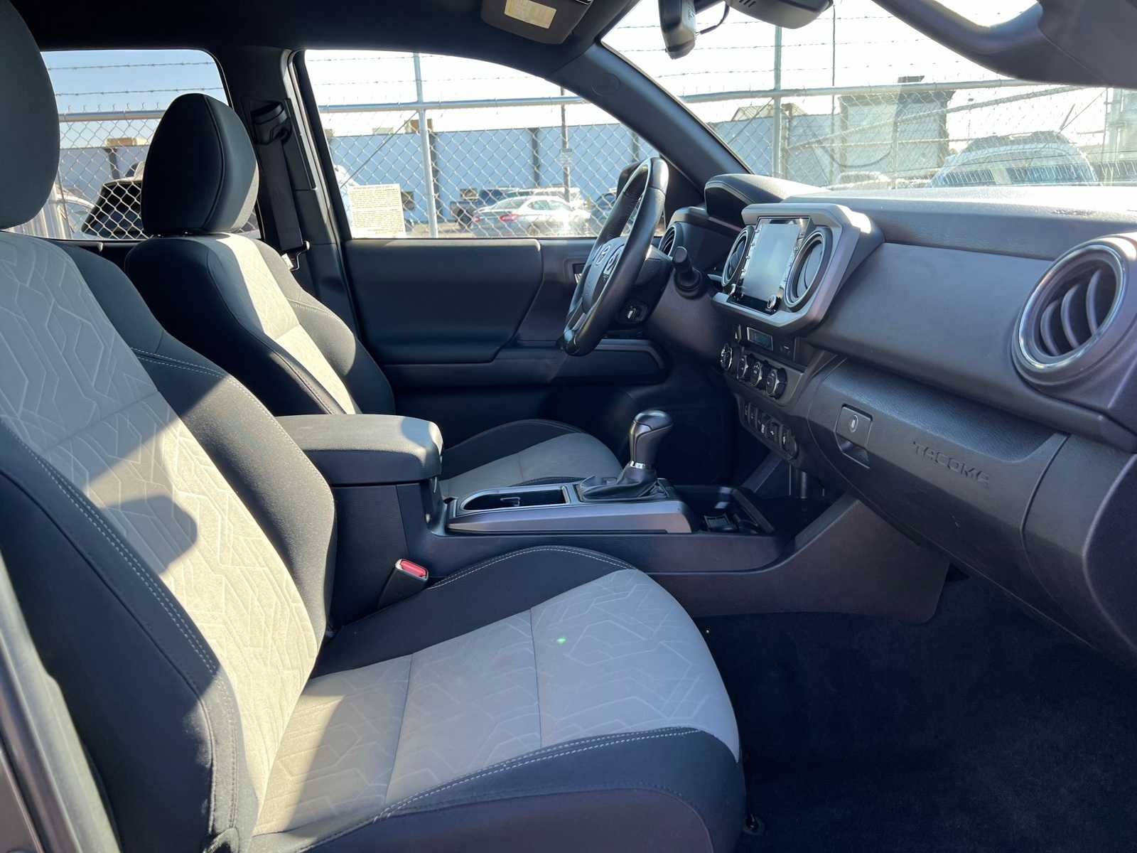 Thumbnail: 2023 Toyota Tacoma - 27