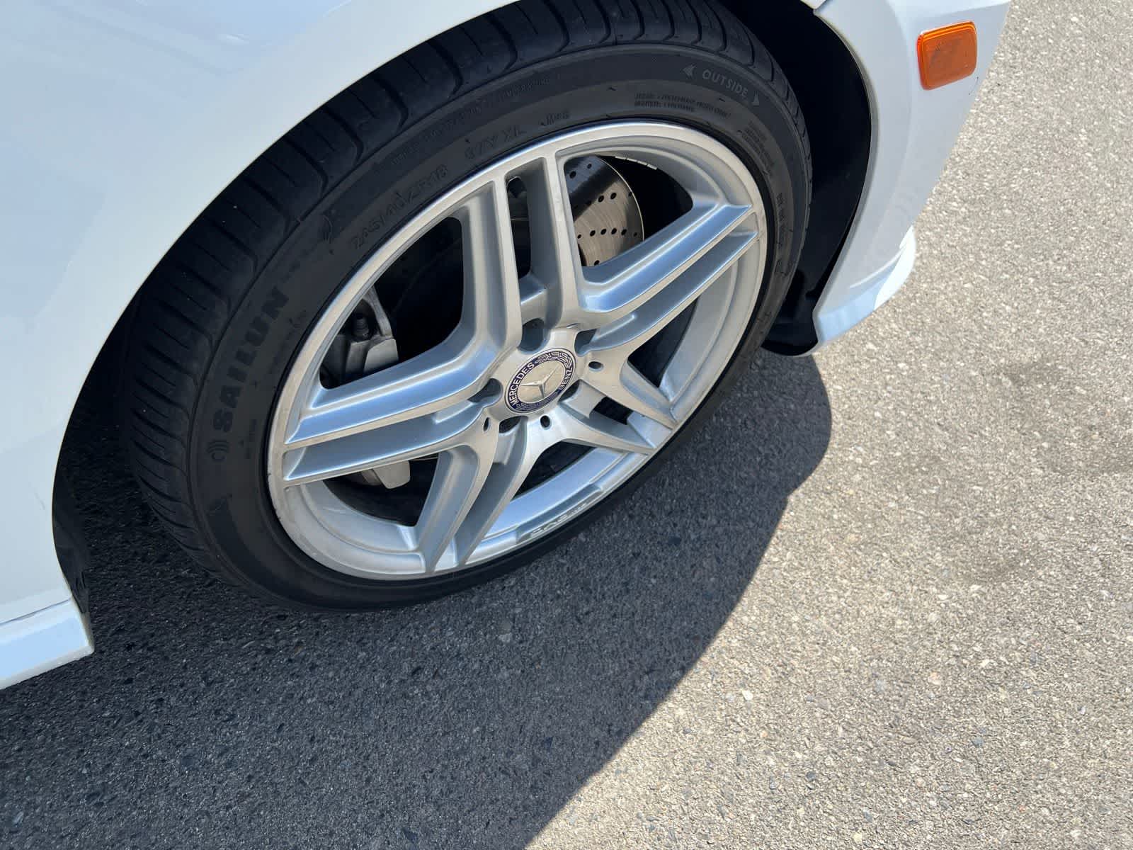 Thumbnail: 2013 Mercedes-Benz E-Class - 23