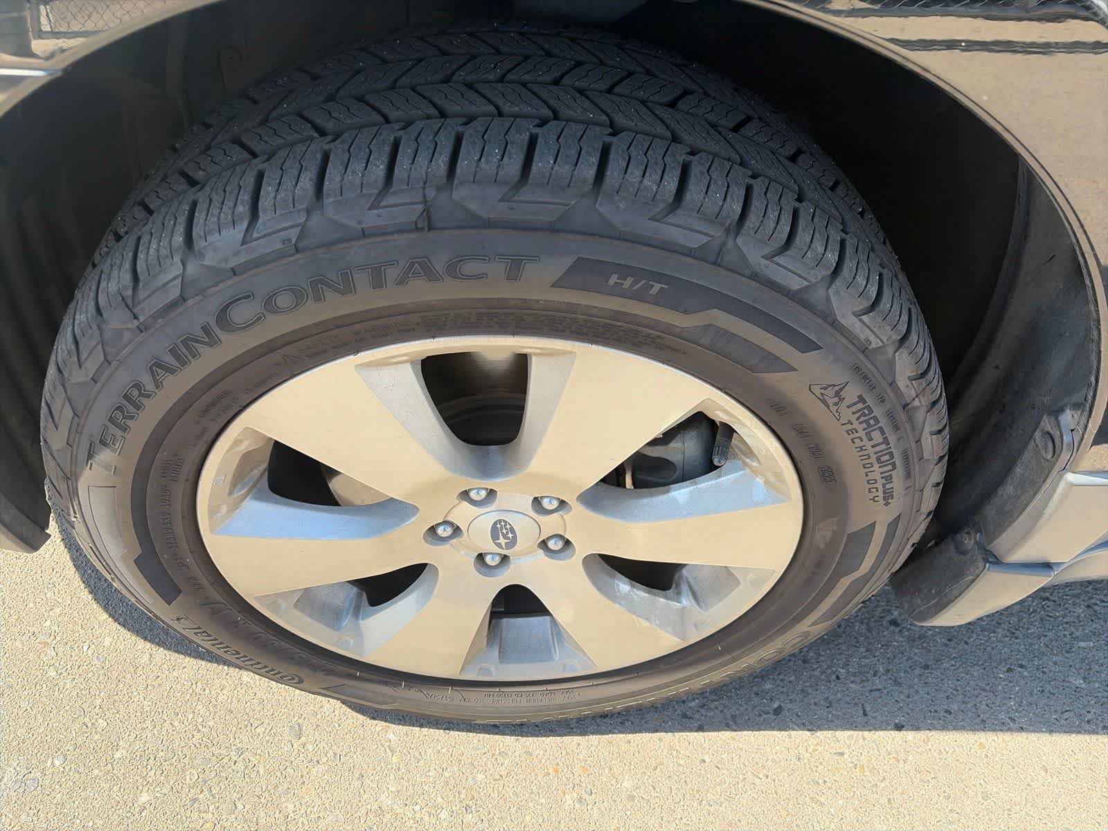 Thumbnail: 2012 Subaru Outback - 17