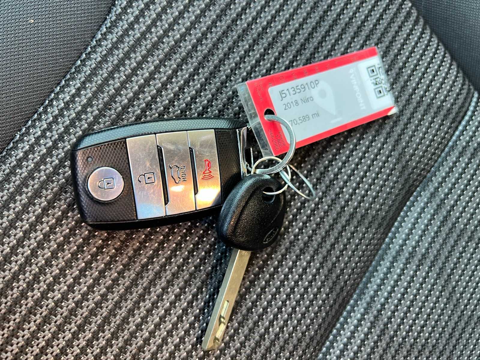 Thumbnail: 2018 Kia Niro - 36