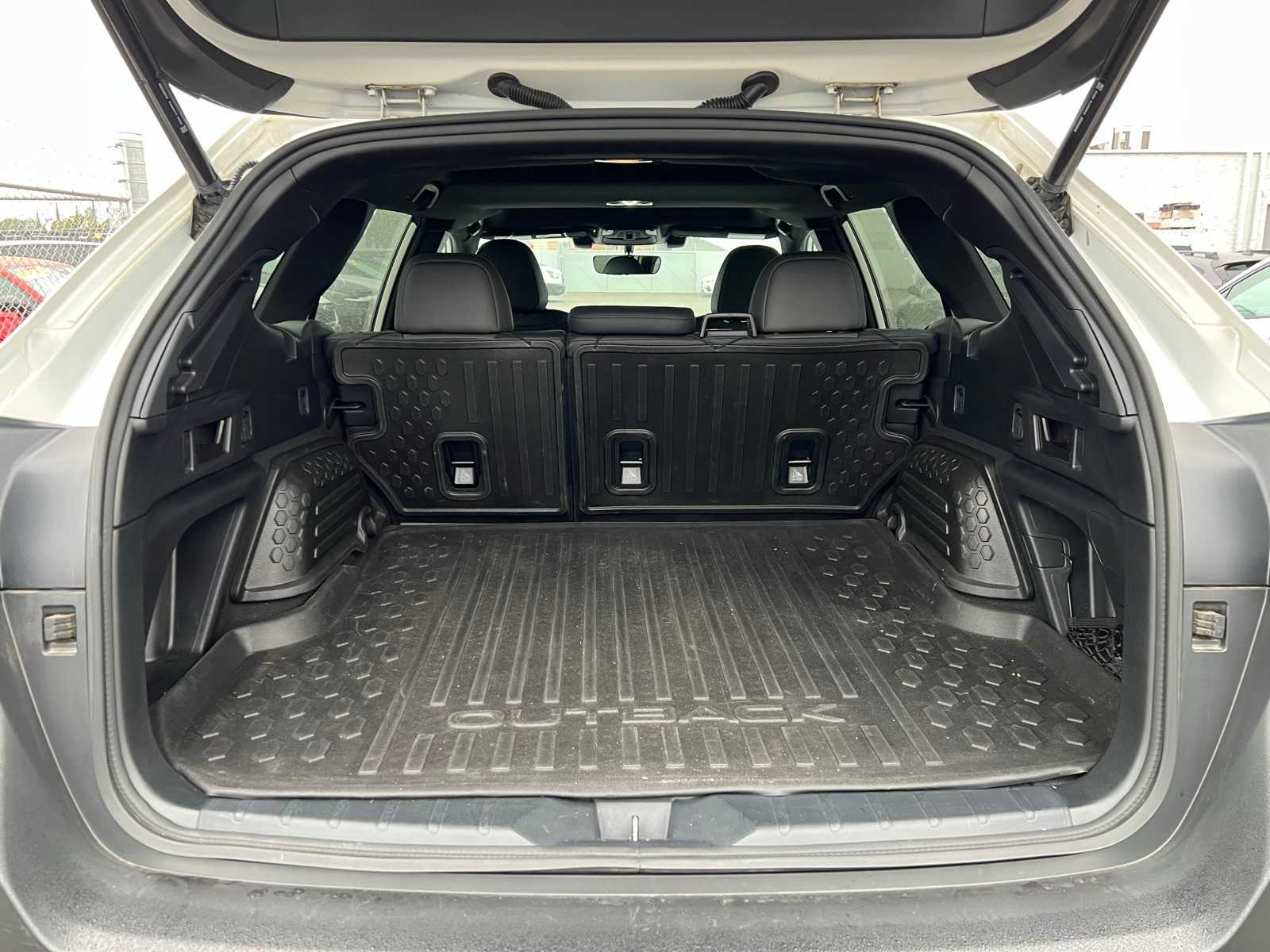 Thumbnail: 2022 Subaru Outback - 8