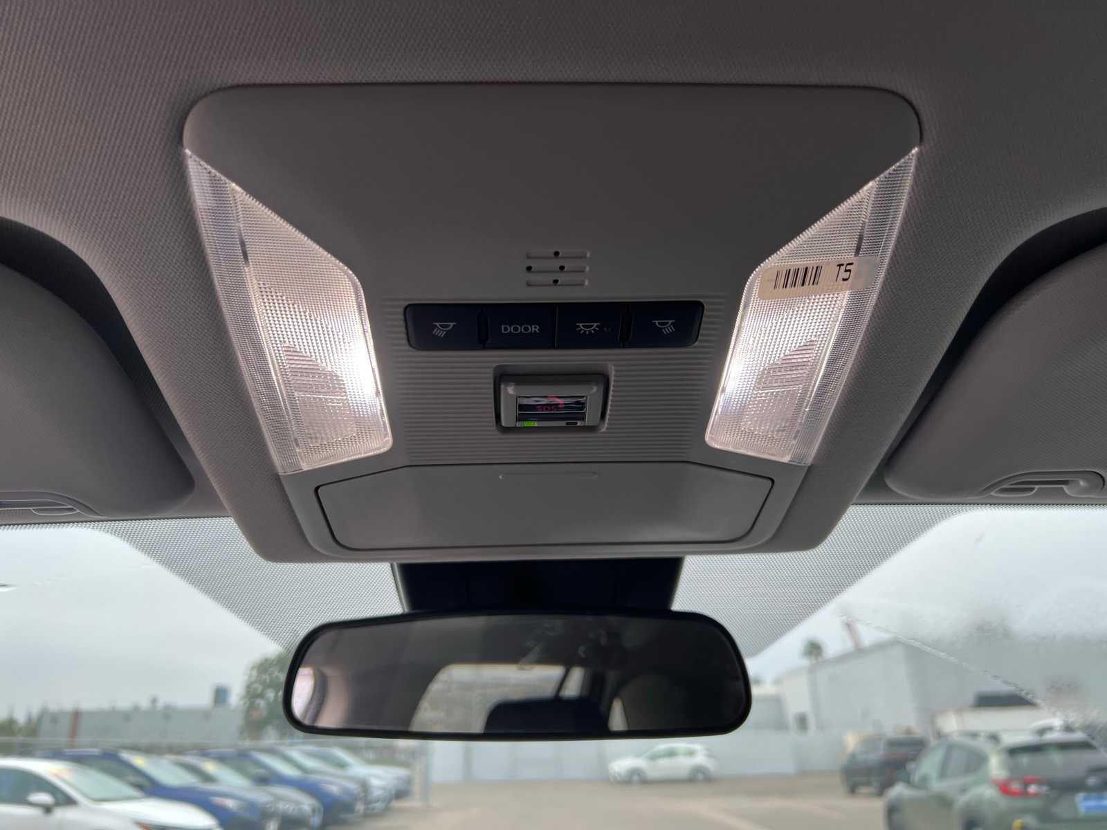 Thumbnail: 2024 Toyota RAV4 - 33