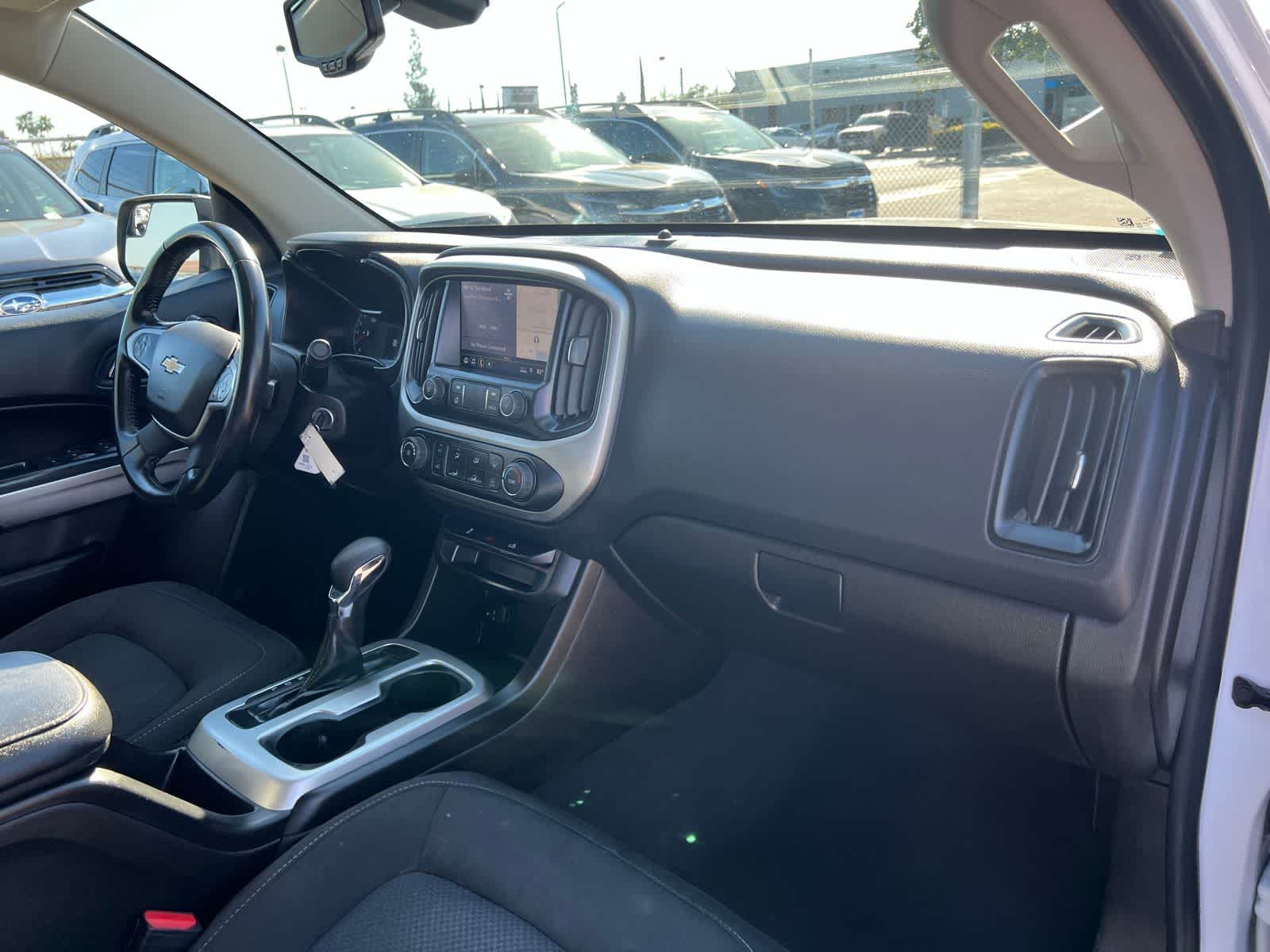 Thumbnail: 2022 Chevrolet Colorado - 26