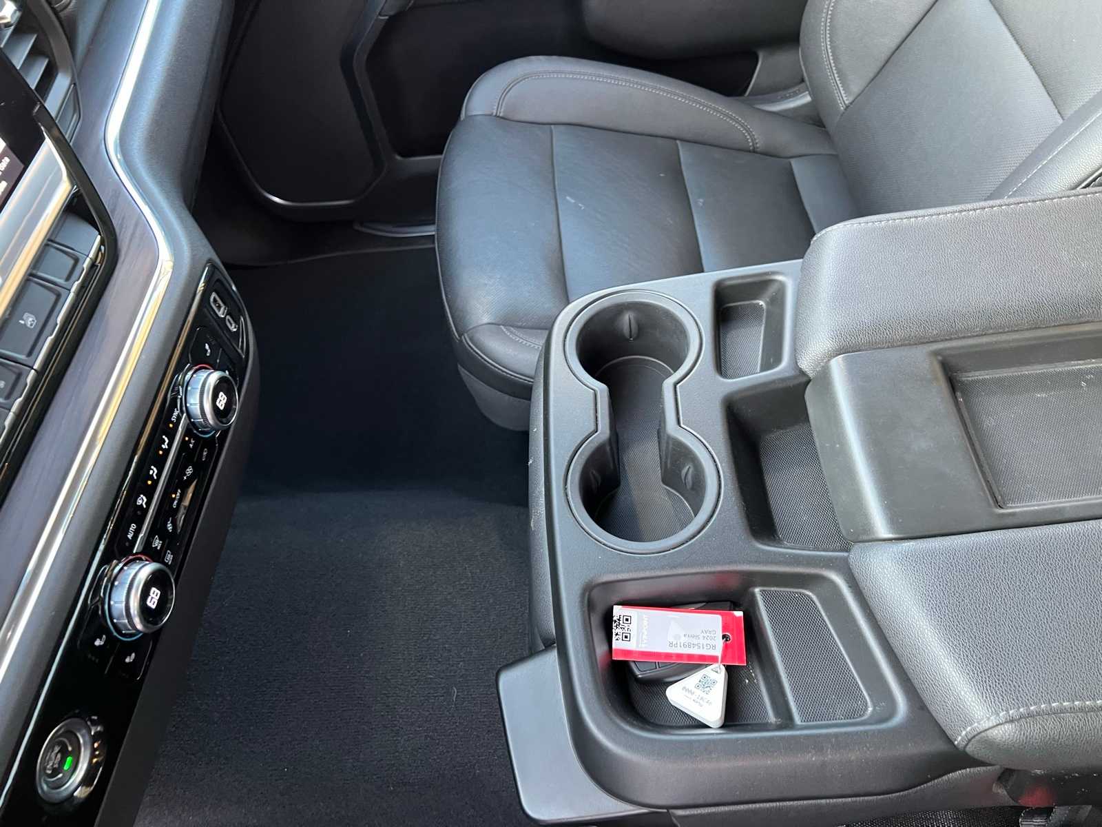 Thumbnail: 2024 GMC Sierra 1500 - 39