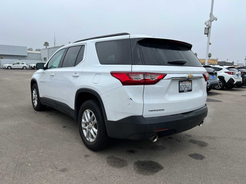 Used 2021 Chevrolet Traverse LT Cloth SUV