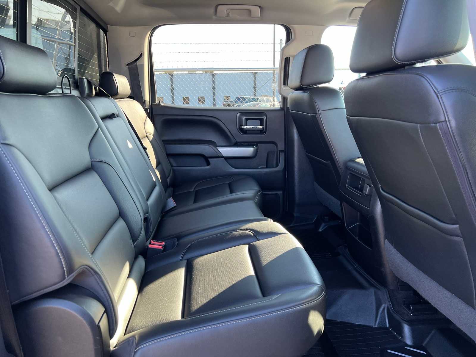 Thumbnail: 2018 Chevrolet Silverado 1500 - 22