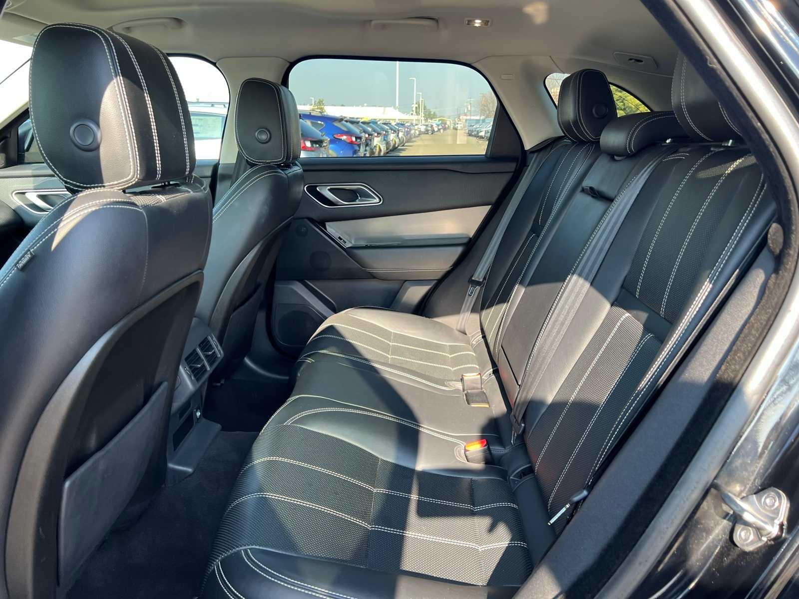 Thumbnail: 2020 Land Rover Range Rover Velar - 19