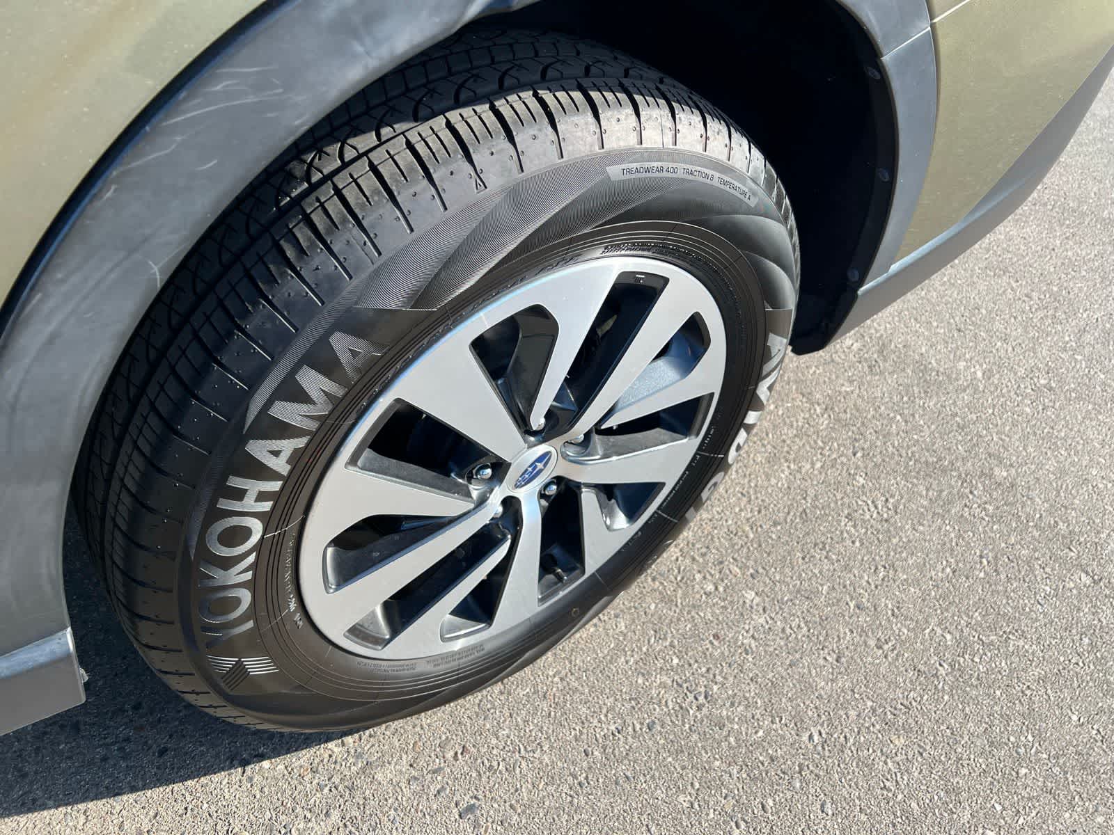 Thumbnail: 2022 Subaru Outback - 17