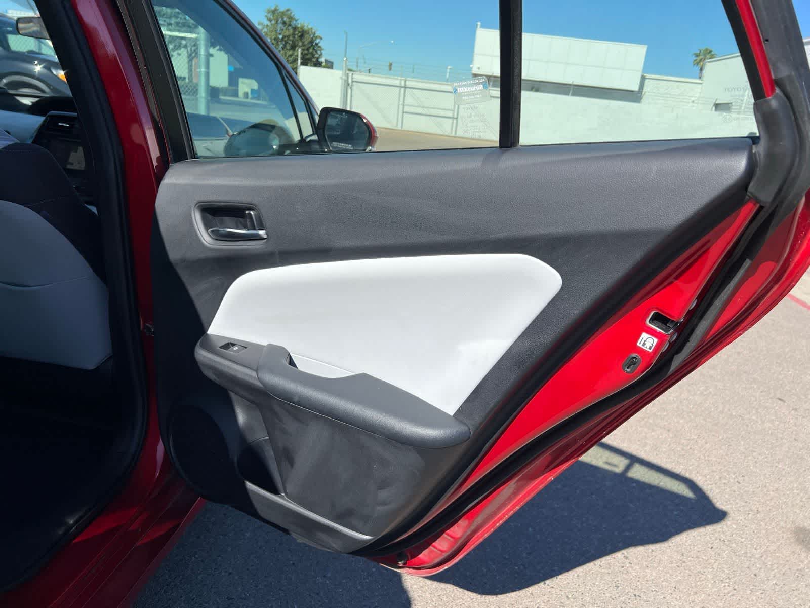 Thumbnail: 2017 Toyota Prius Prime - 23