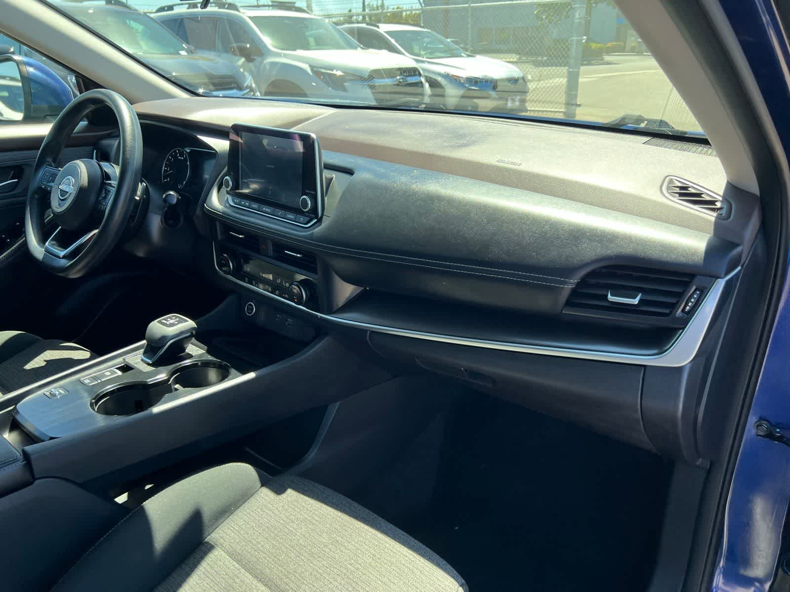 Thumbnail: 2023 Nissan Rogue - 25