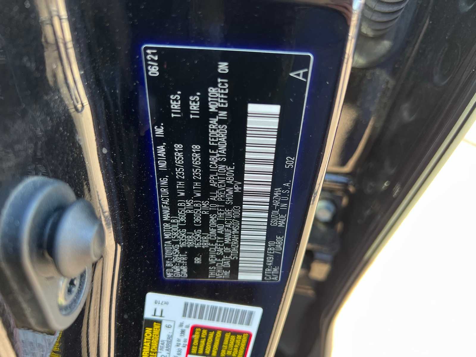 Thumbnail: 2021 Toyota Highlander - 38